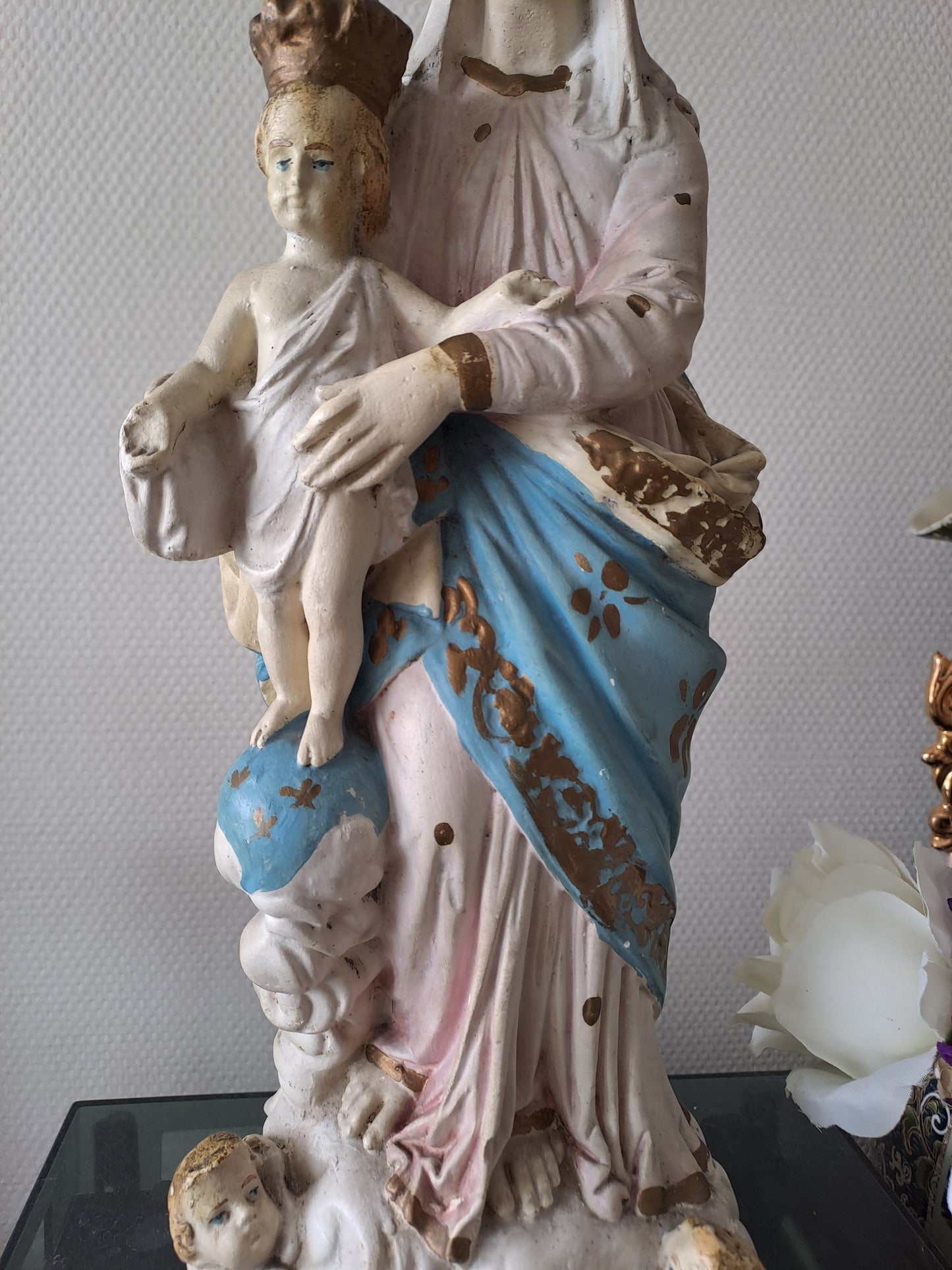 Statue Sainte Vierge Marie Notre-Dame des Victoires. Dites " Vierge au sourire " par Sainte Thérèse De L'enfant Jesus.