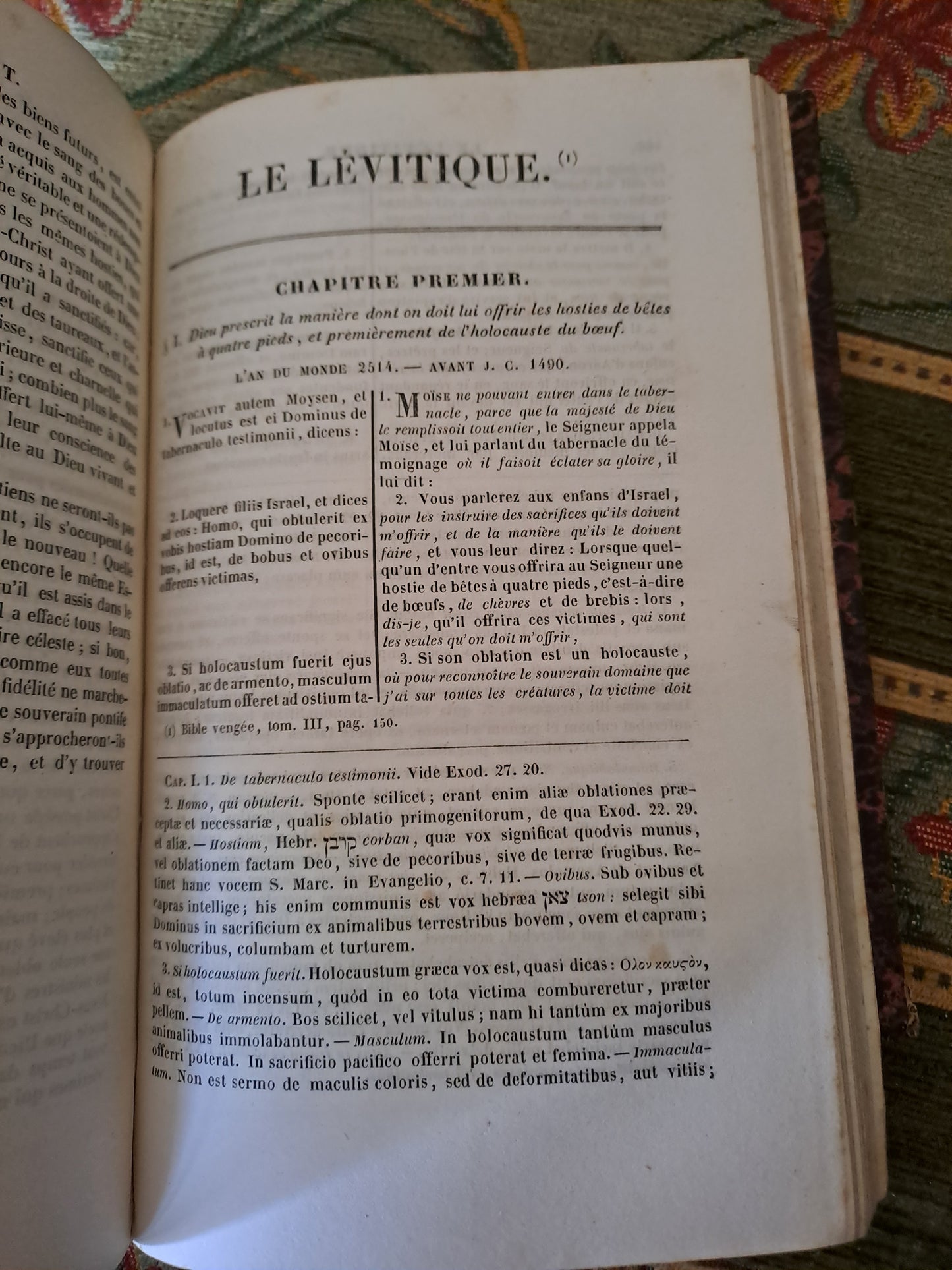 Bible. T1. 1835. R P De Carrières Commentaires De Menochius.