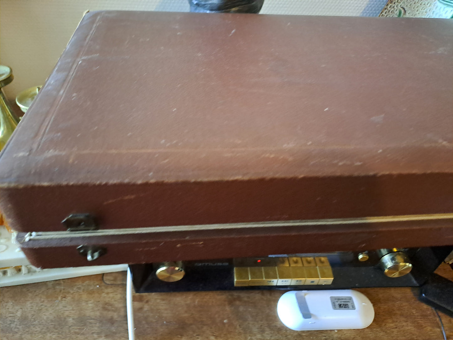 Salerons et porte-couteaux. Art deco. Années 20. Signé.