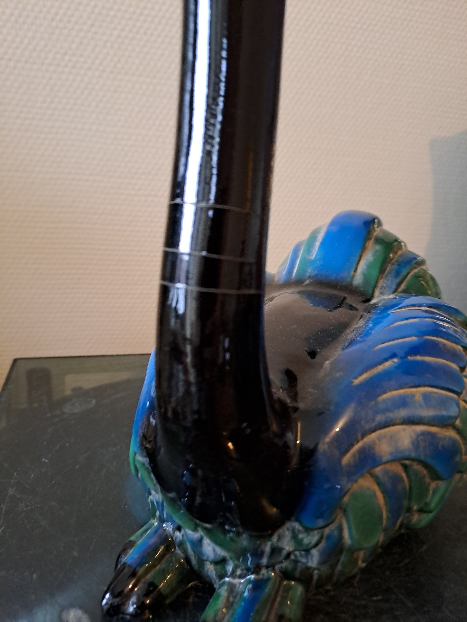 Statue autruche Hollywood Regency. 27.5 Cm X 27 Cm X 16 Cm.