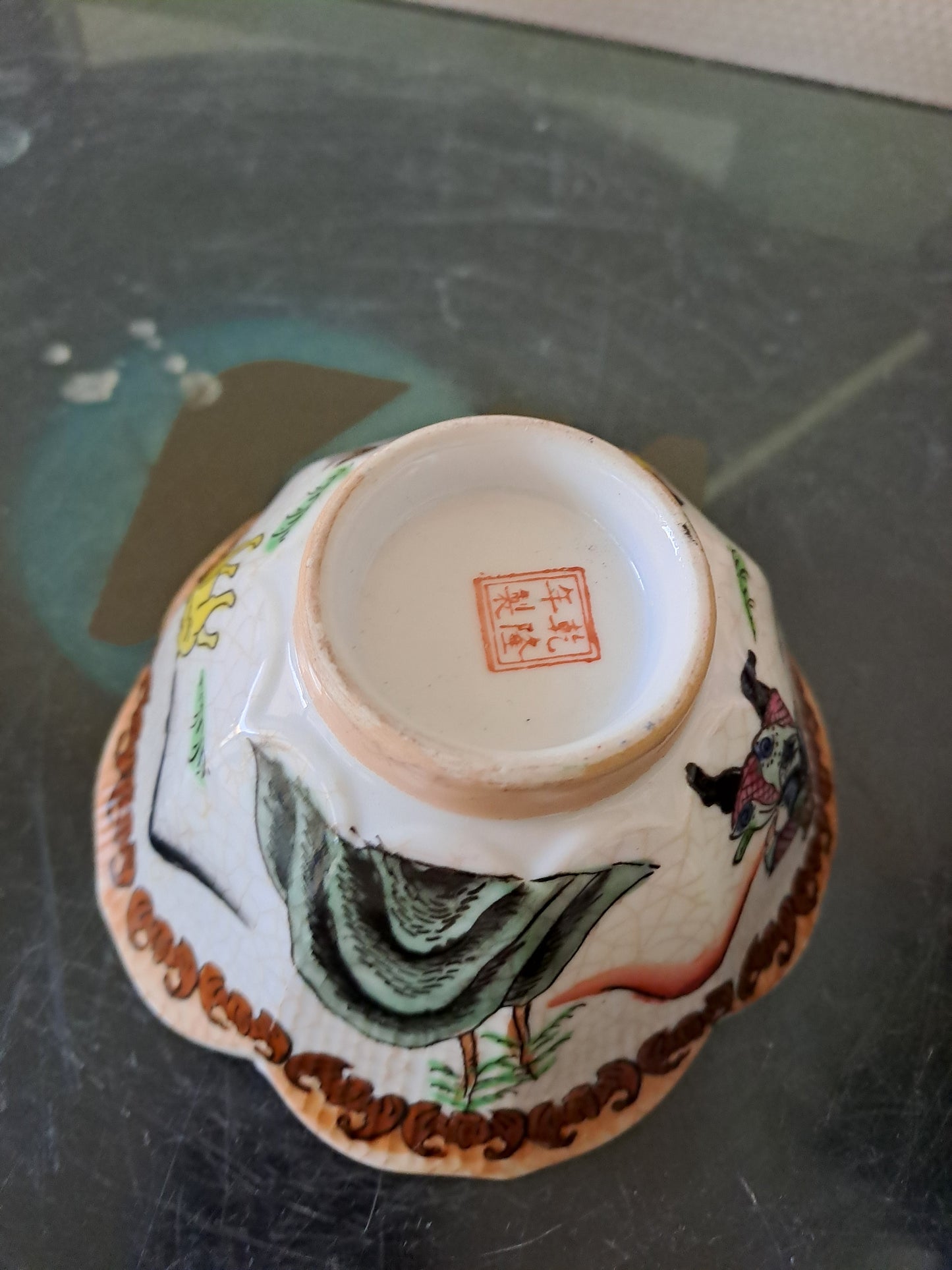 Bol Riz Chinois 1. Porcelaine forme Fleur de Lotus. Chine  Signé En Rouge