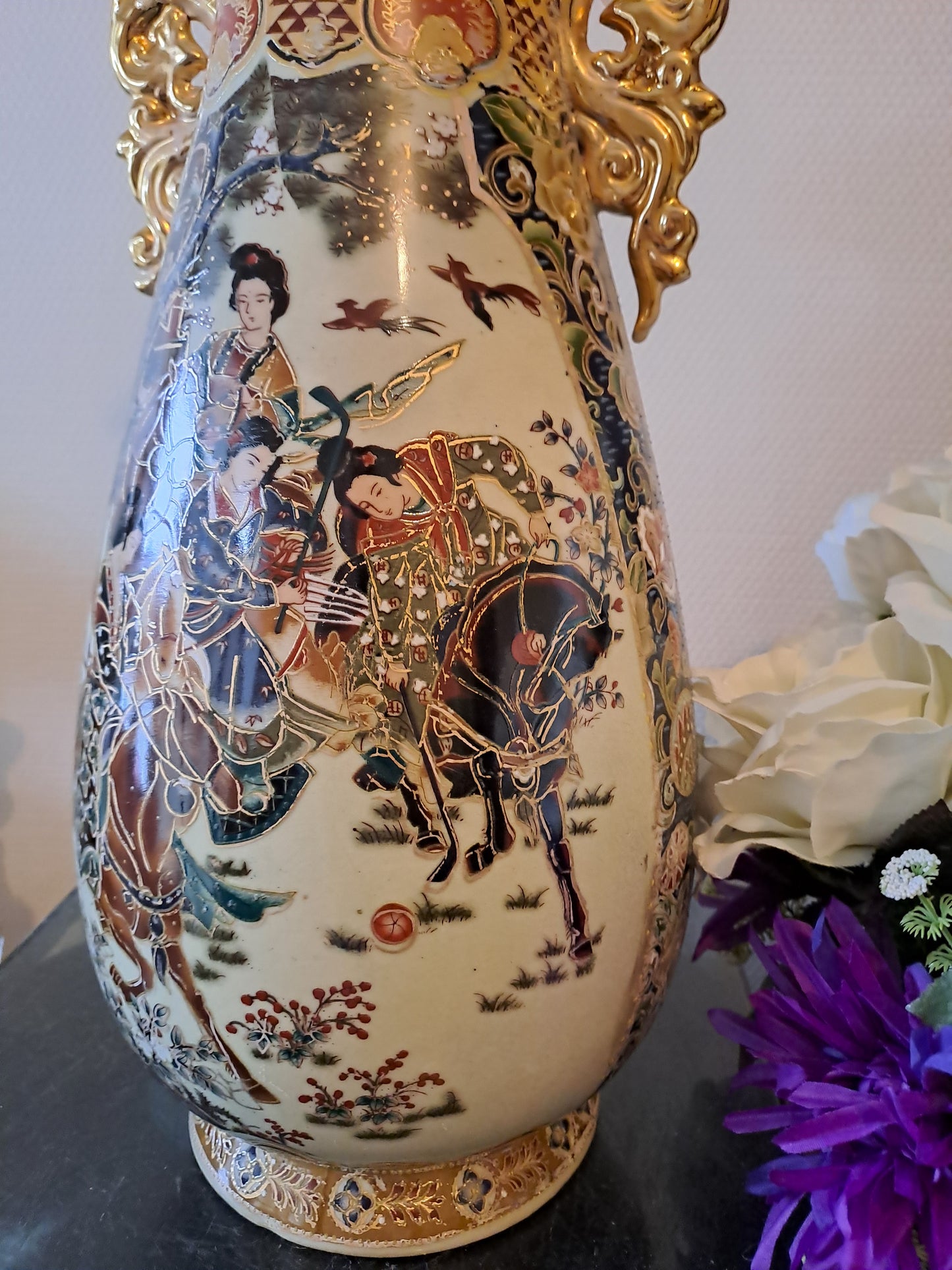 Grand Vase. Satsuma ( dans le goût).