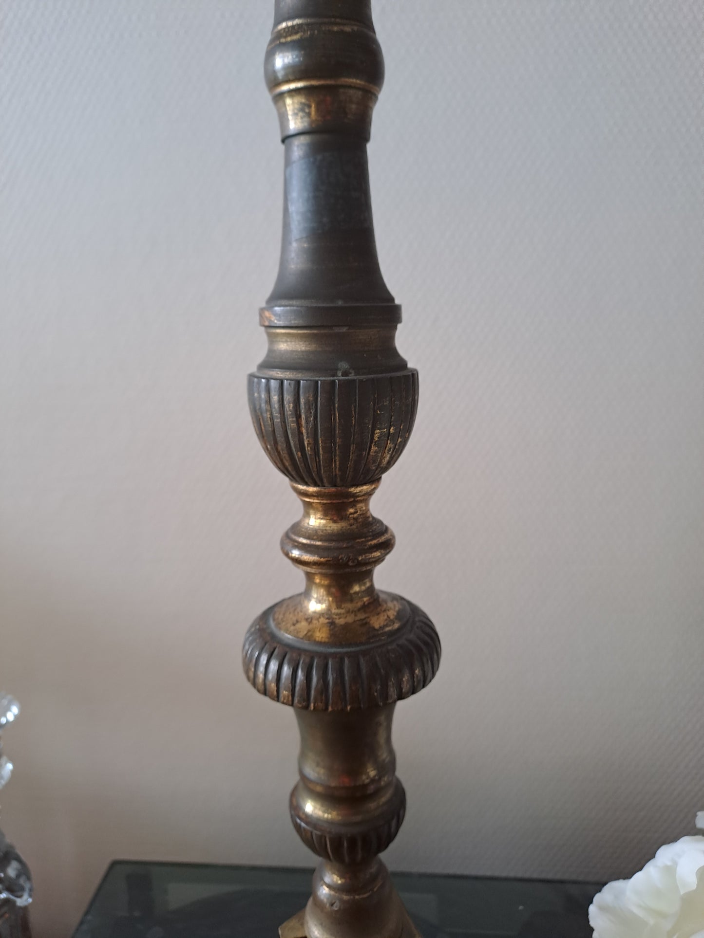 Pique cierge D'Église. En laiton et bronze.