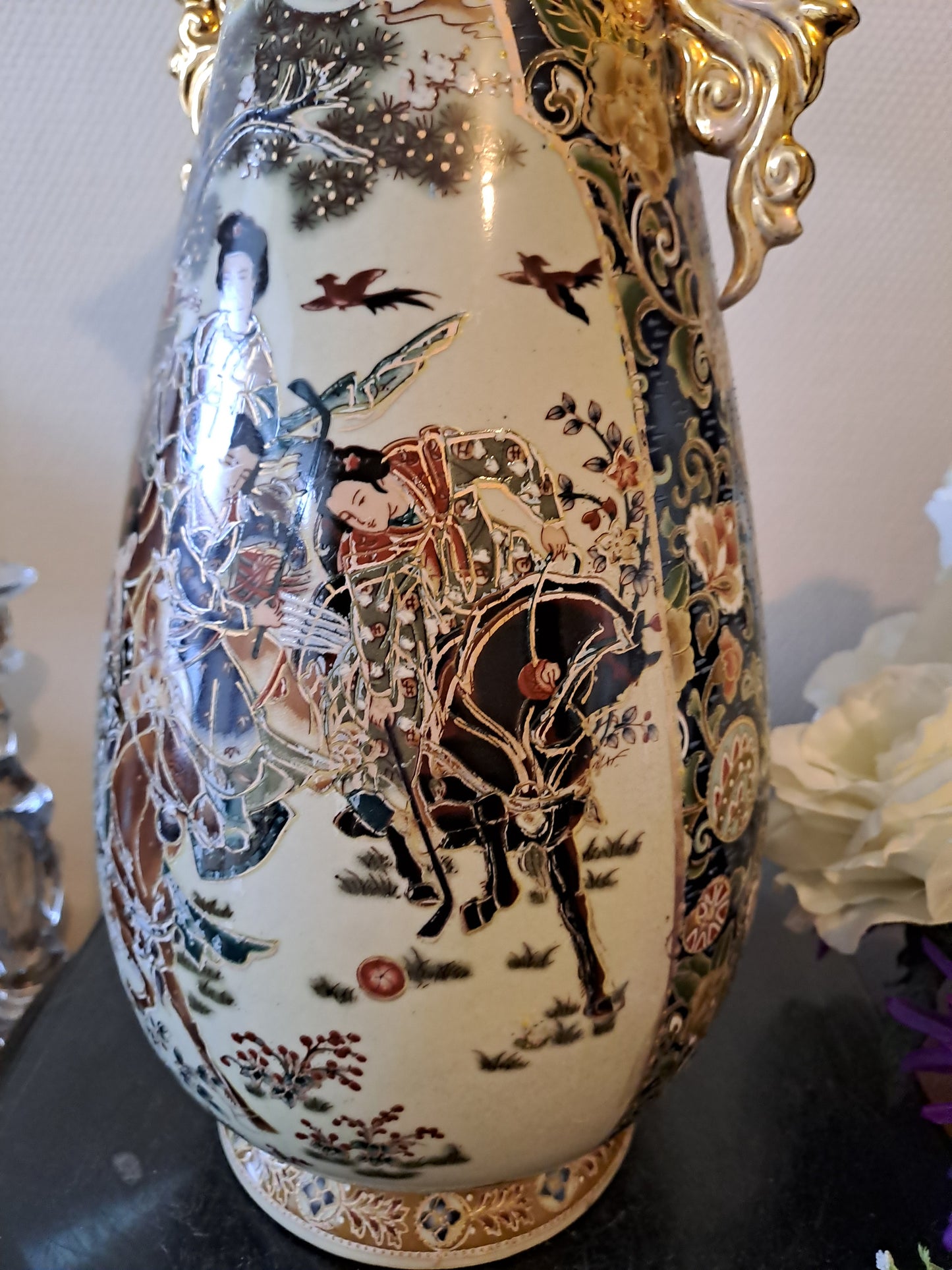 Grand Vase. Satsuma ( dans le goût).