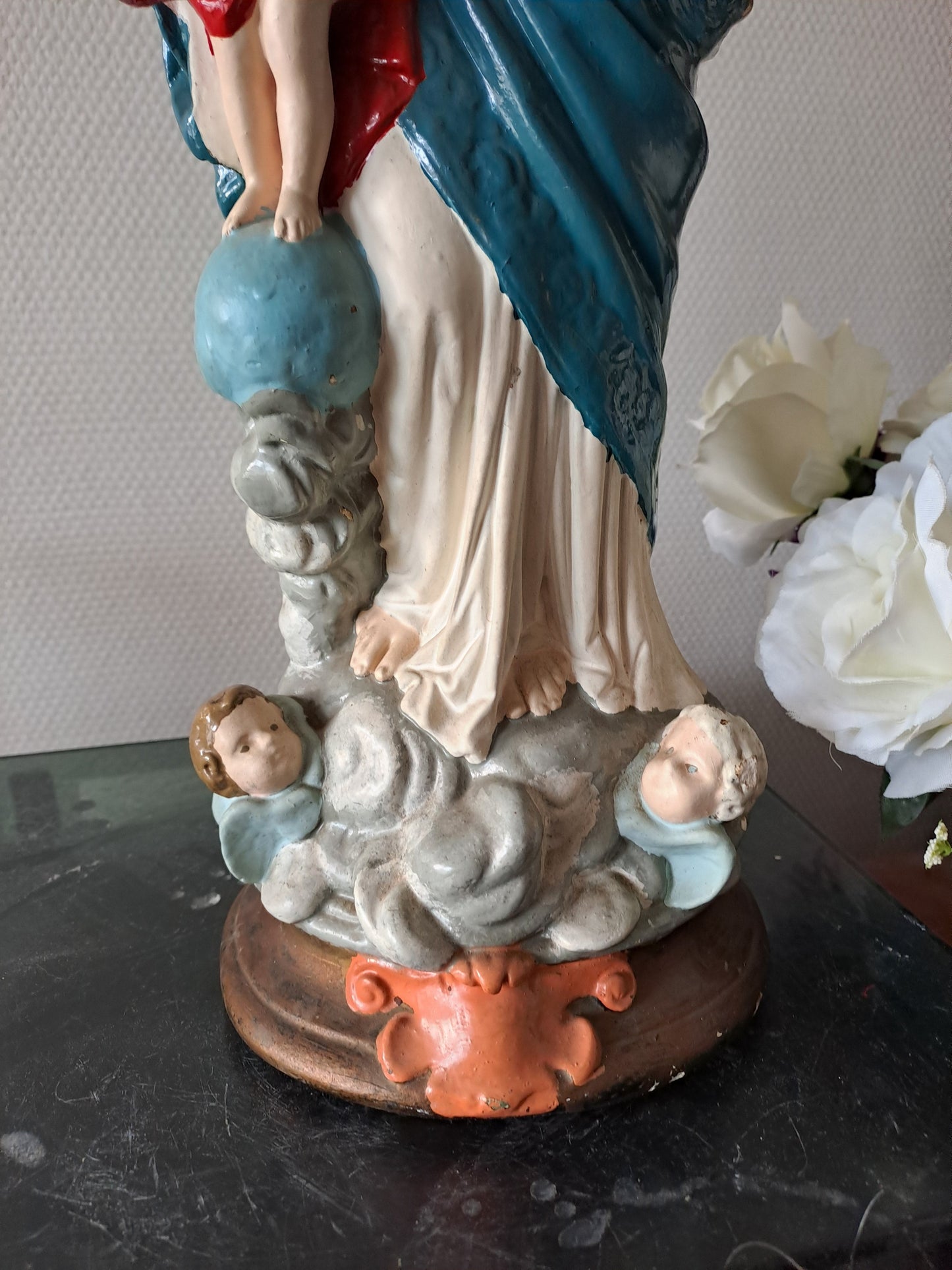 Statue représentant Notre-Dame des Victoires. 46 cm de haut. N°2. Ancien Vintage catholique. 