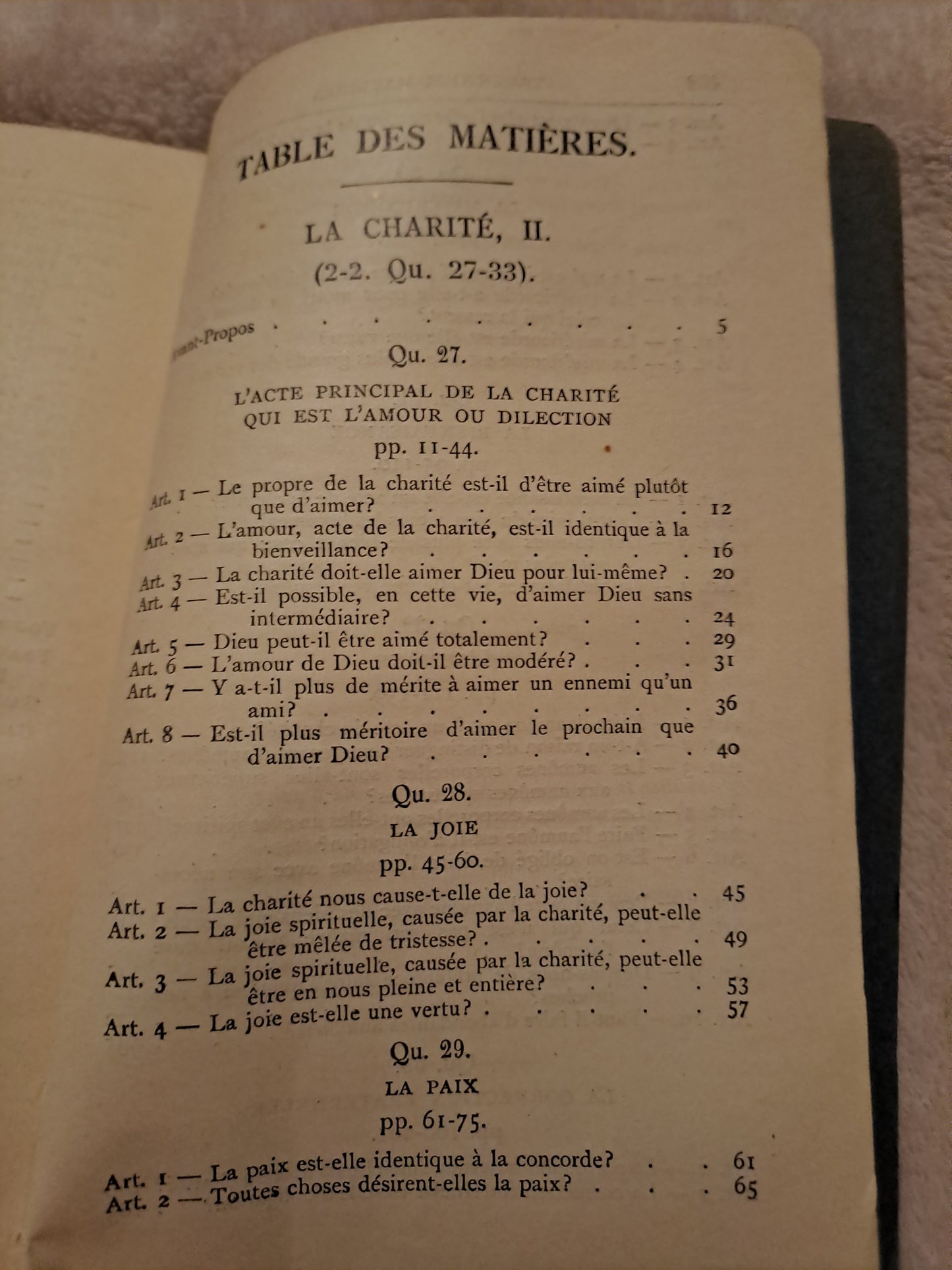 Somme theologique. La charité. Tome 2. 2a-2a, Questions 27-33. Saint Thomas D'Aquin. Ancien livre vintage catholique sacré-coeur.