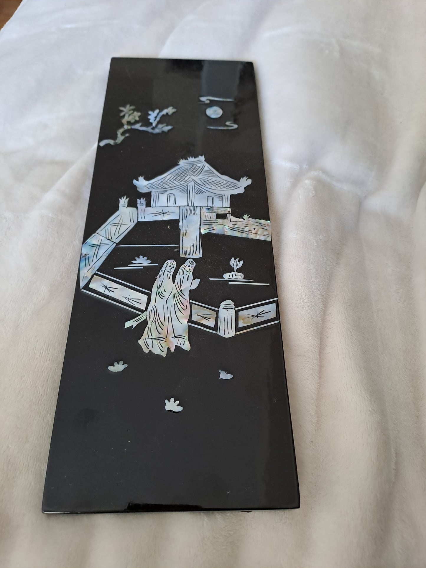 Panneau De Laque Marquetés Instration De Nacre. Balade au clair de lune.