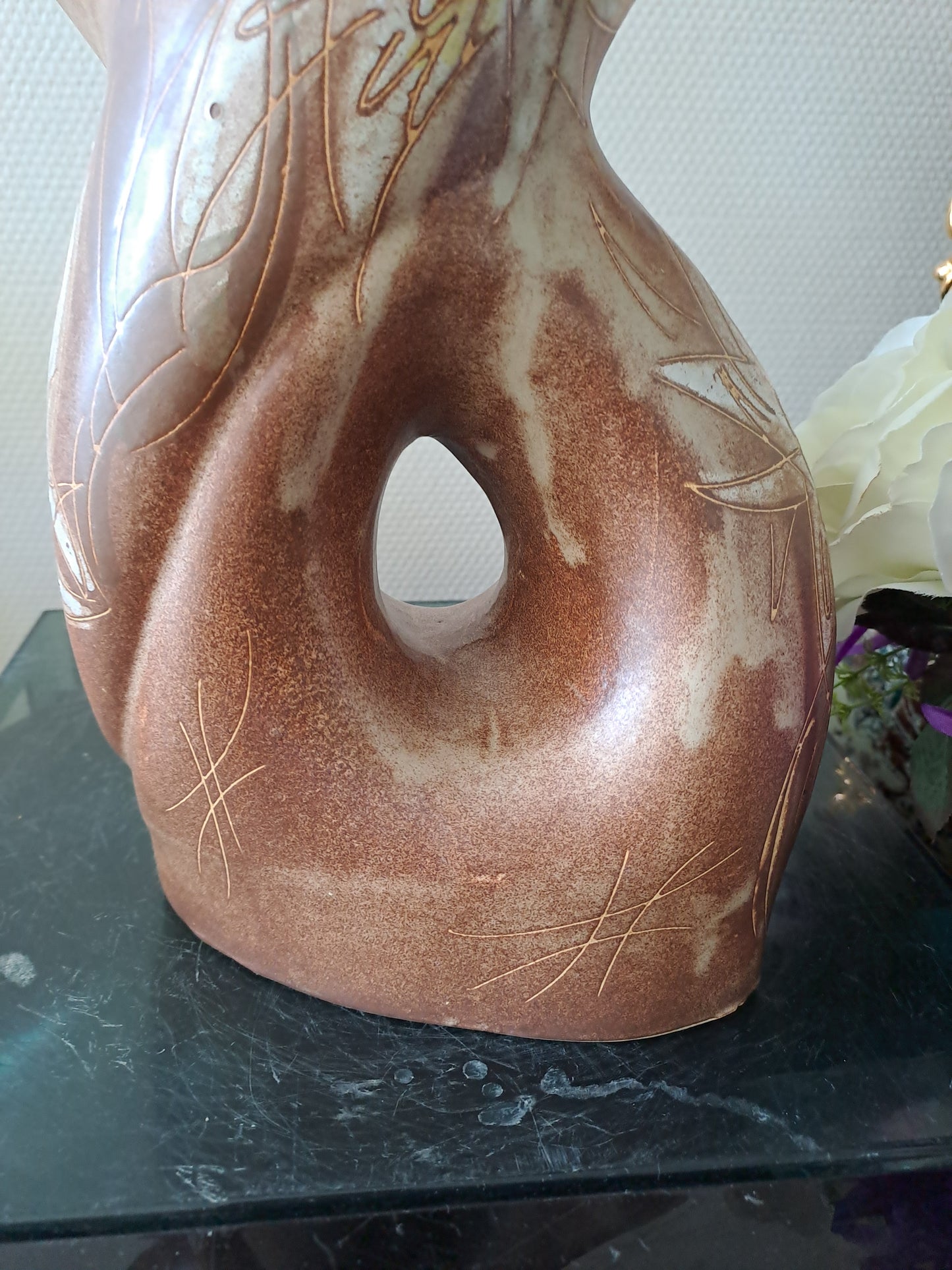 Vase Vallauris marqué et signé.