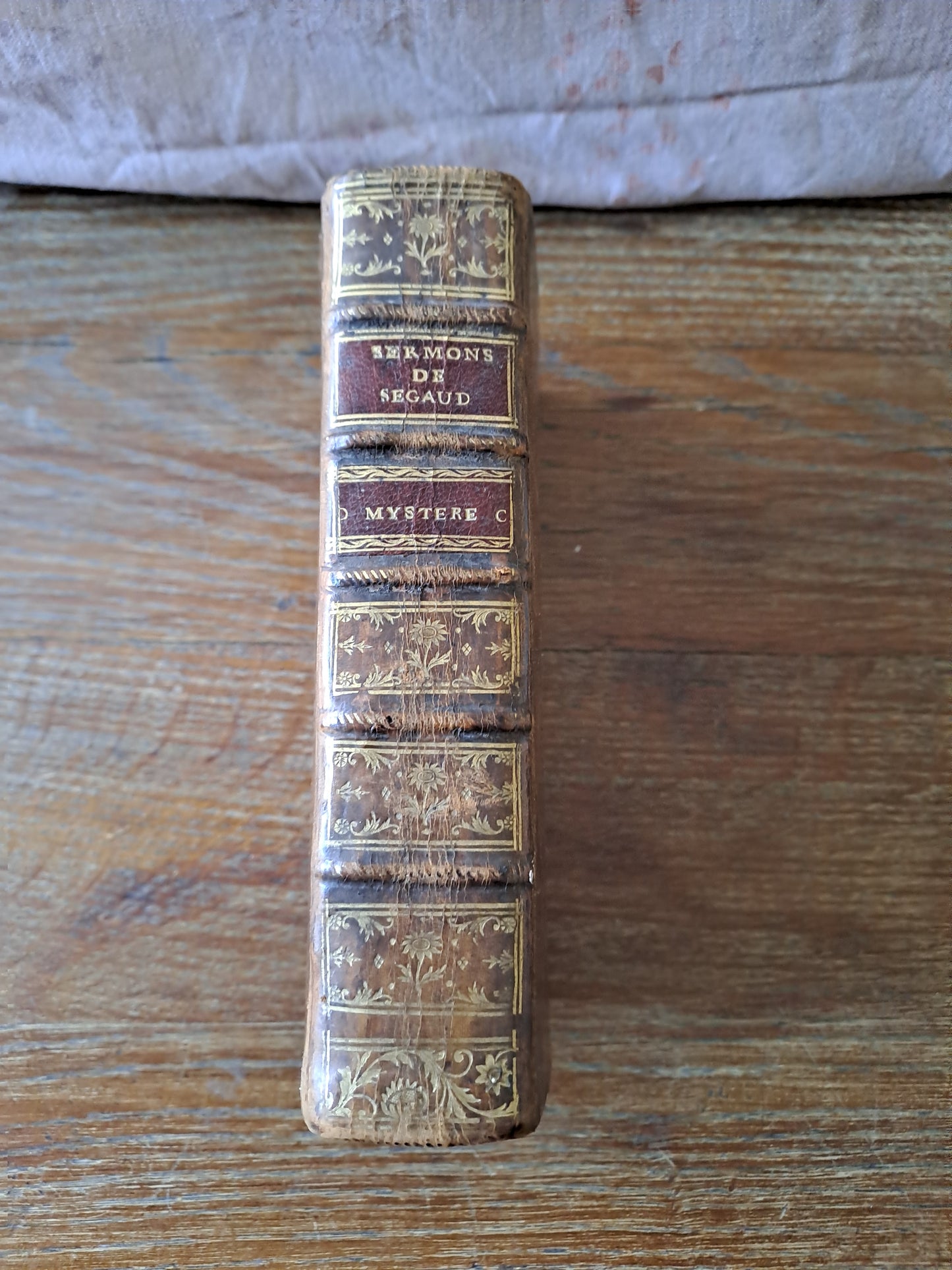 Mystères sermons du Père de Segaud. 1767. Ancien livre vintage catholique.