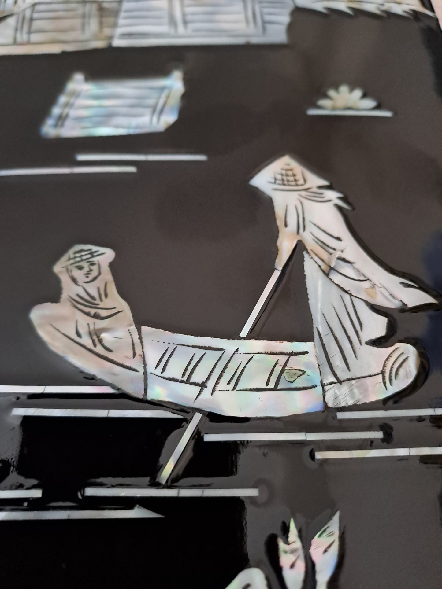 Panneau De Laque Marquetés Instration De Nacre.