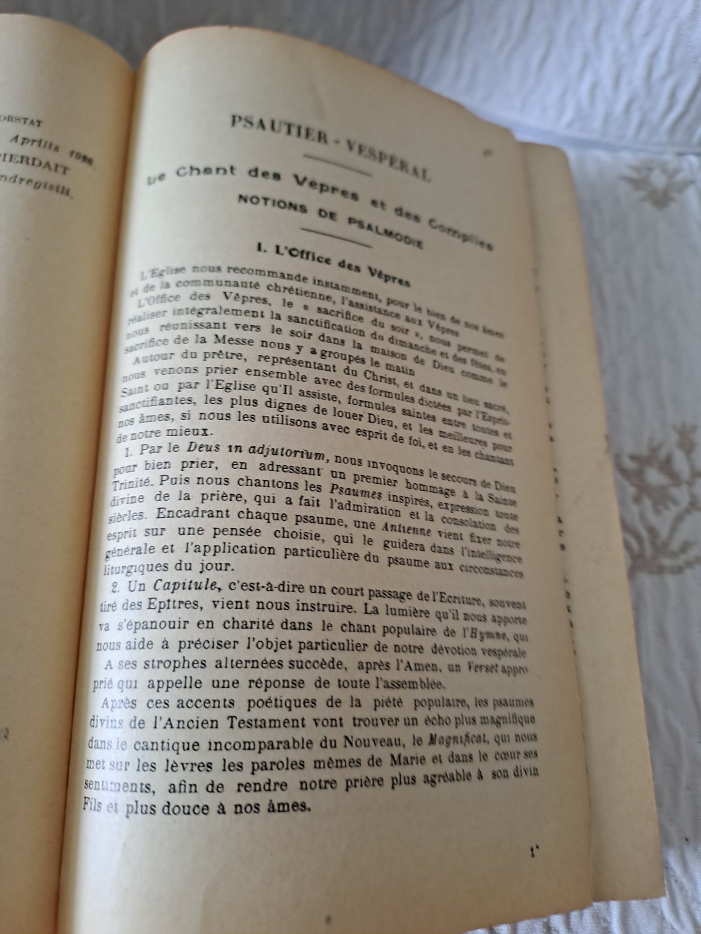 Vespéral Dominical en Notation Gregorienne Et Clef De Sol. 1926.