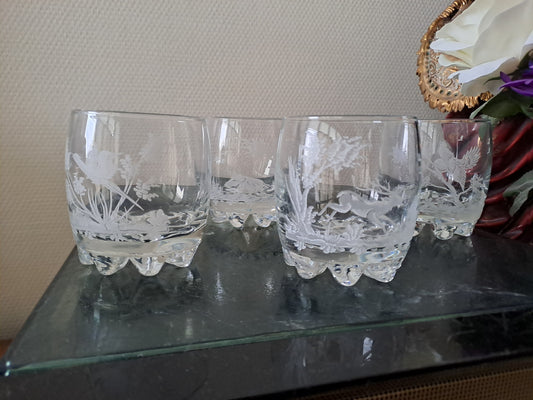 4 Verres À Eau/ Whisky cristal de Bohème. Sur le thème de la chasse. Ancien decoration vintage.