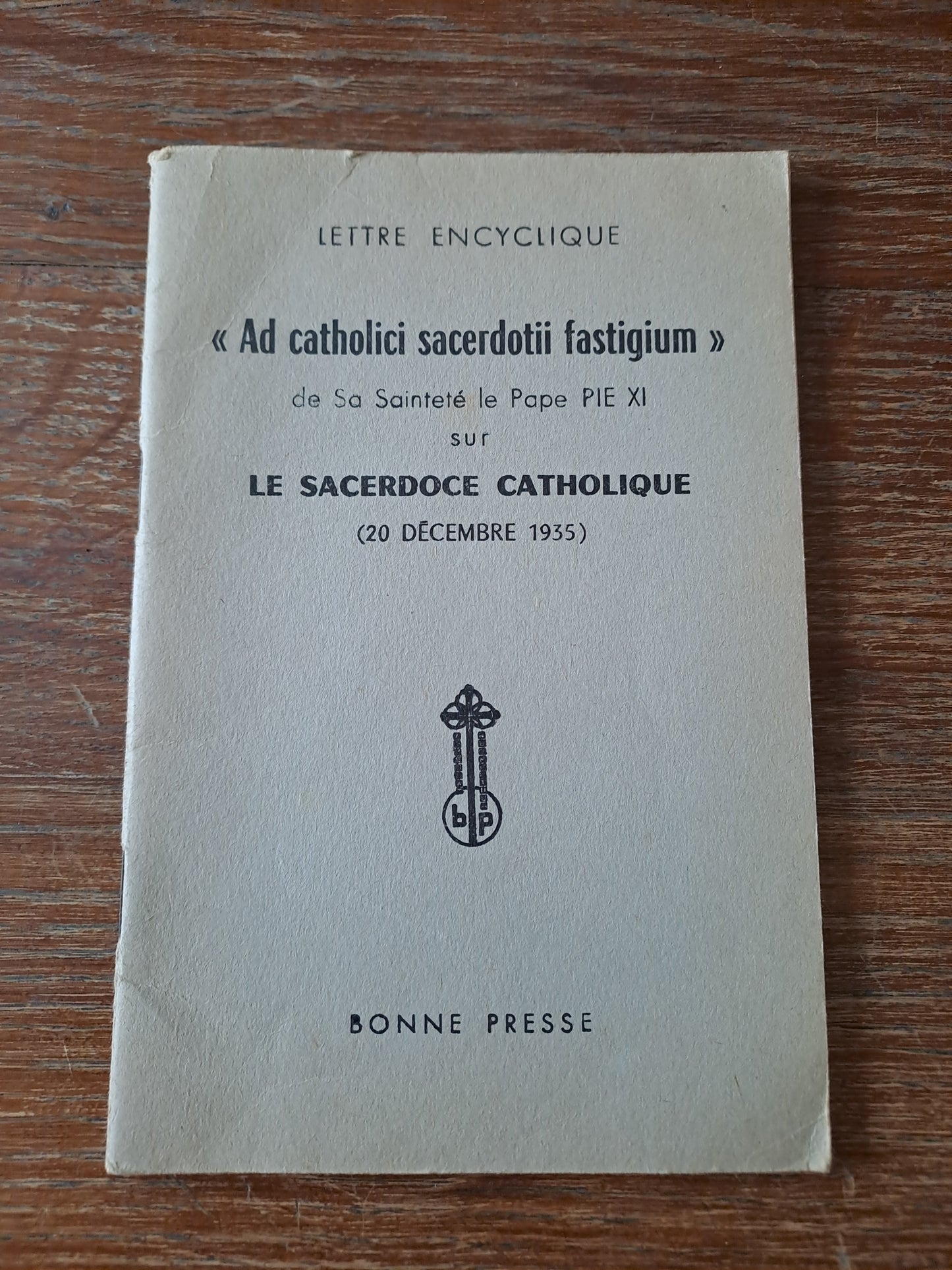Encyclique "le sacerdoce catholique ". 1935. Pie XI. Ancien livre vintage catholique.