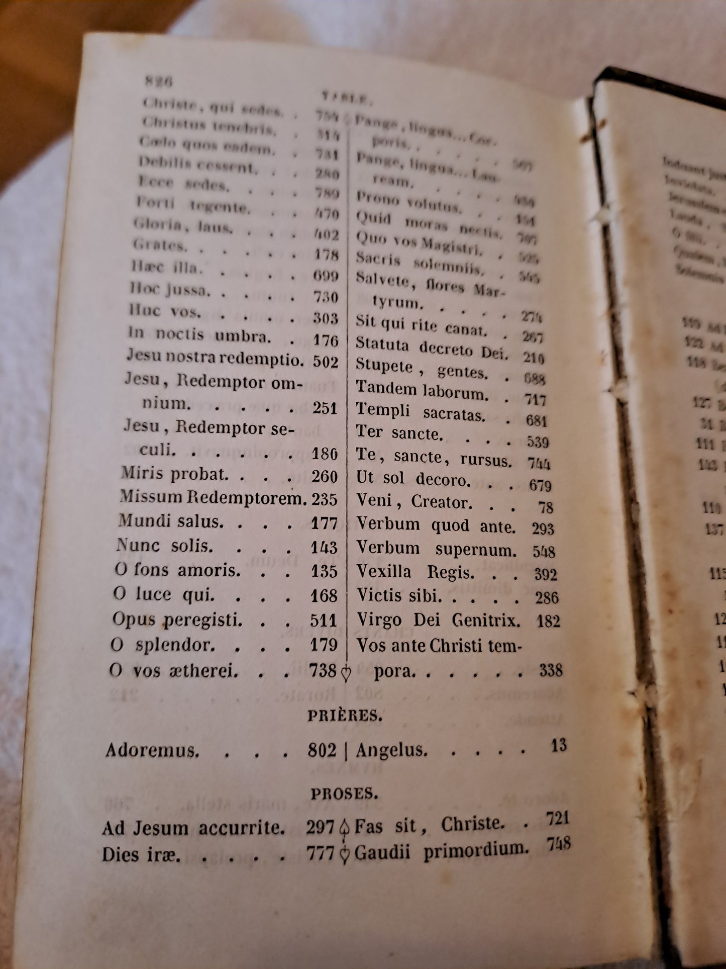 Paroissien à l'usage des diocèses qui suivent le rite de Paris contenant les offices de tous les dimanches.....
