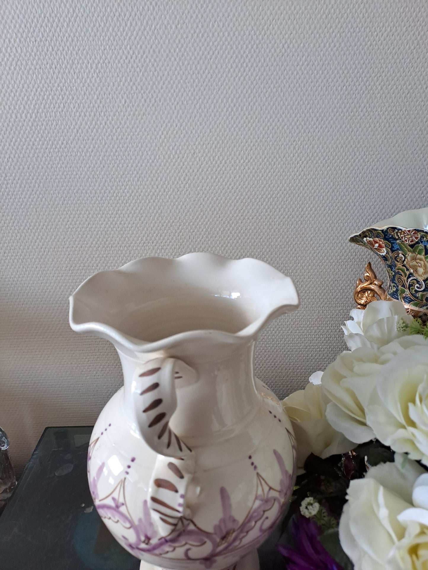 Vase En Porcelaine.
