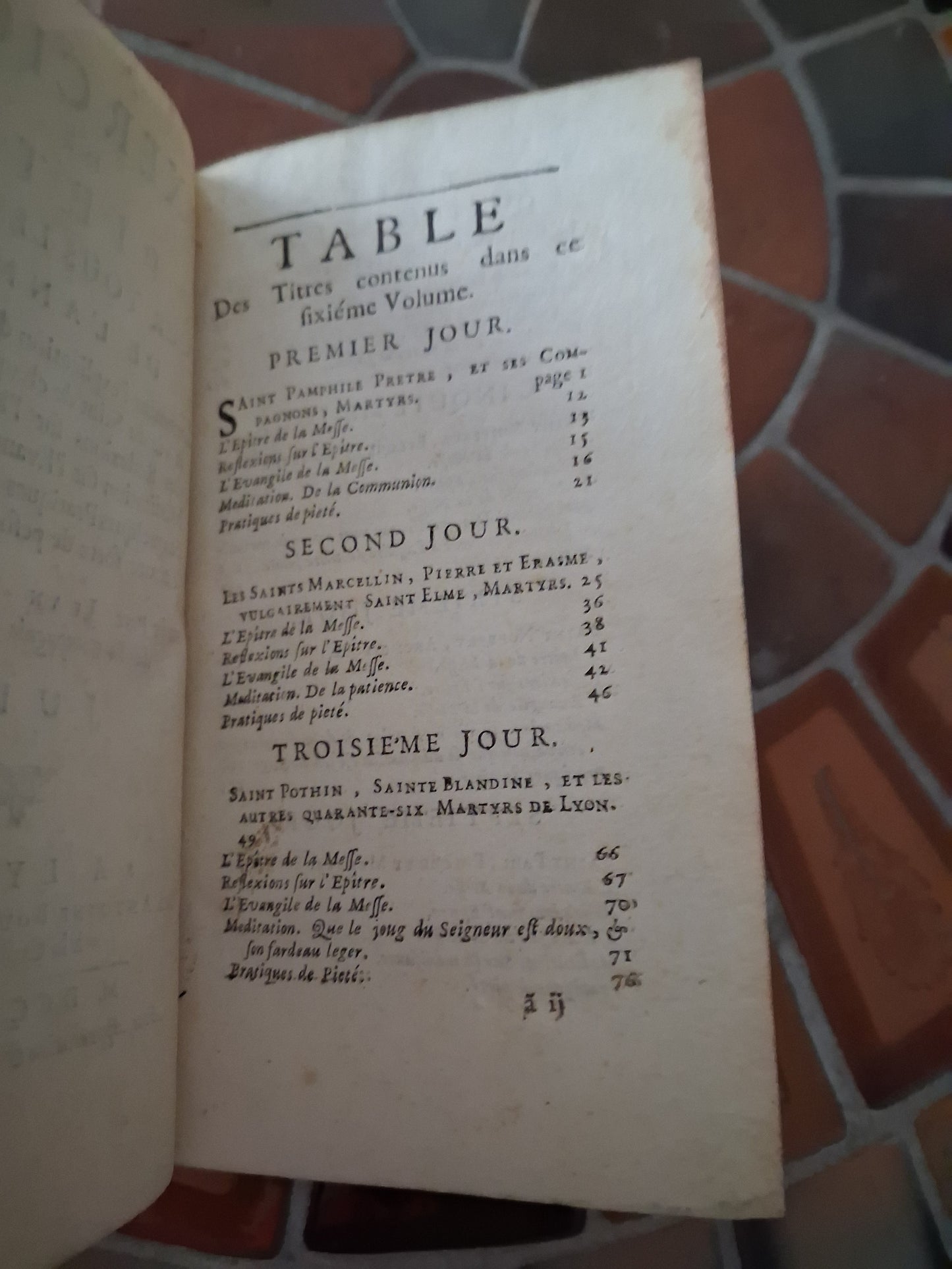 Année chretienne. Juin 1717. Exercices de piété pour tous les jours. Ancien livre vintage catholique.