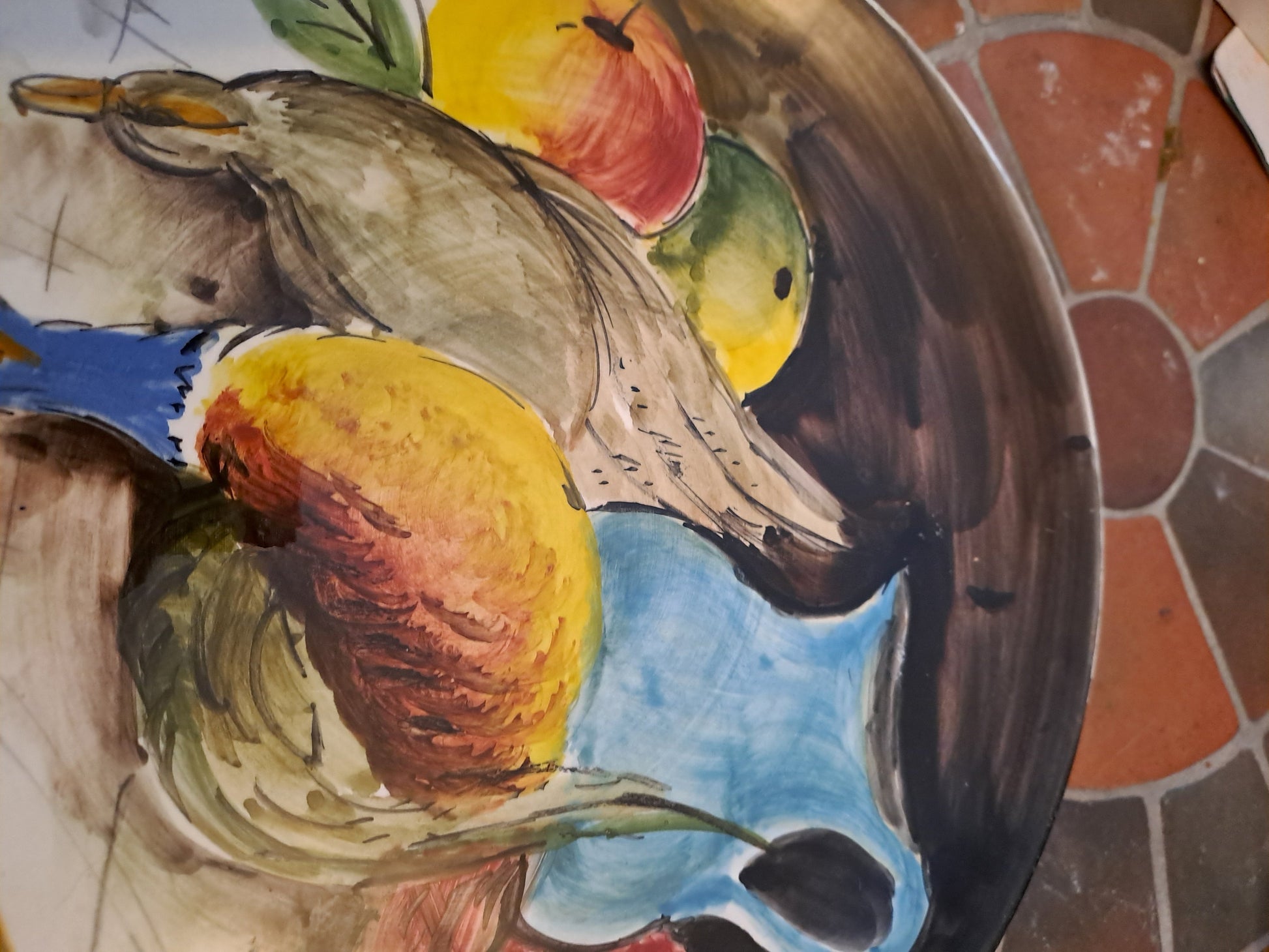 Assiette murale. Nature Morte Aux Pigeons. Signé. Ancien décoration Vintage 