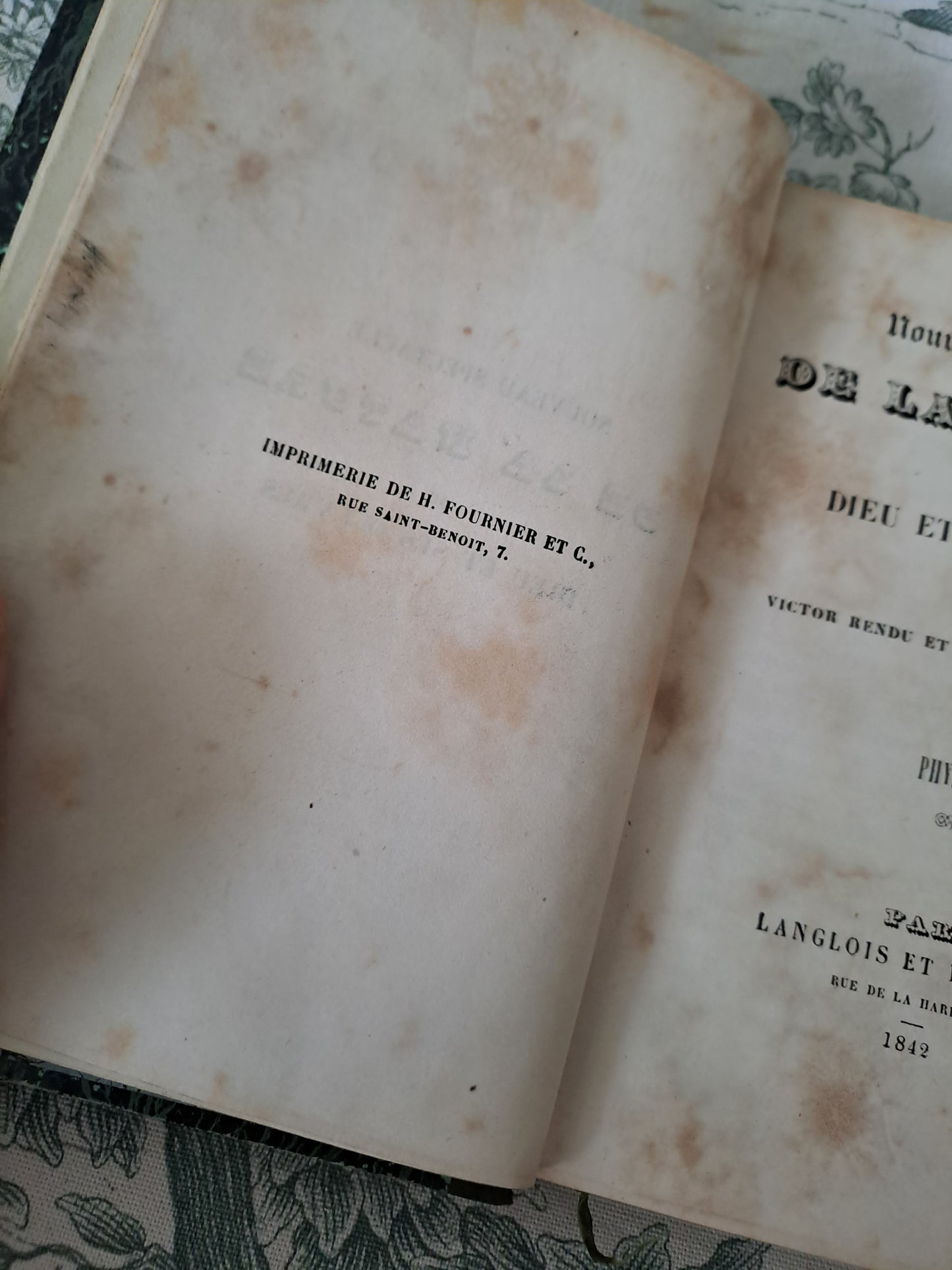 Physique/ astronomie. Nouveau spectacle de la nature ou Dieu et ses œuvres. 1842. Ancien livre vintage catholique.