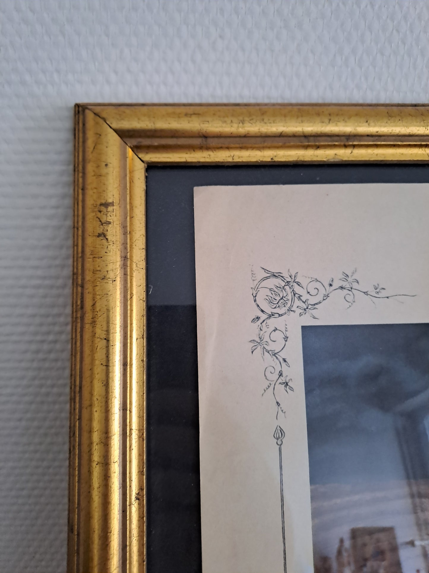 Gravure représentant Jésus-Christ crucifié. Cadre sous vitre. Ancien decoration vintage catholique.