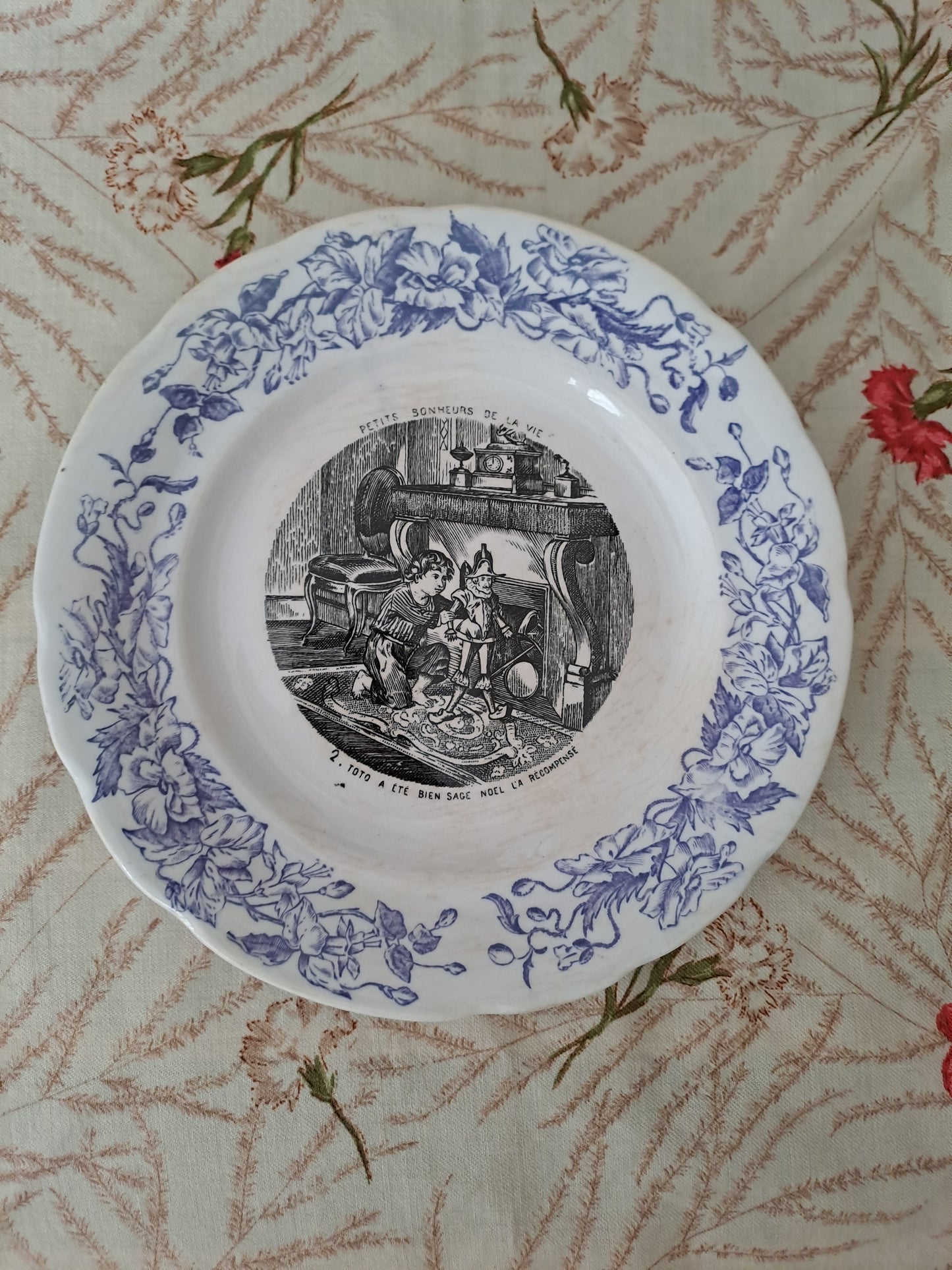 Assiette décorative Parlante. N°2. Les petits bonheurs de la vie.