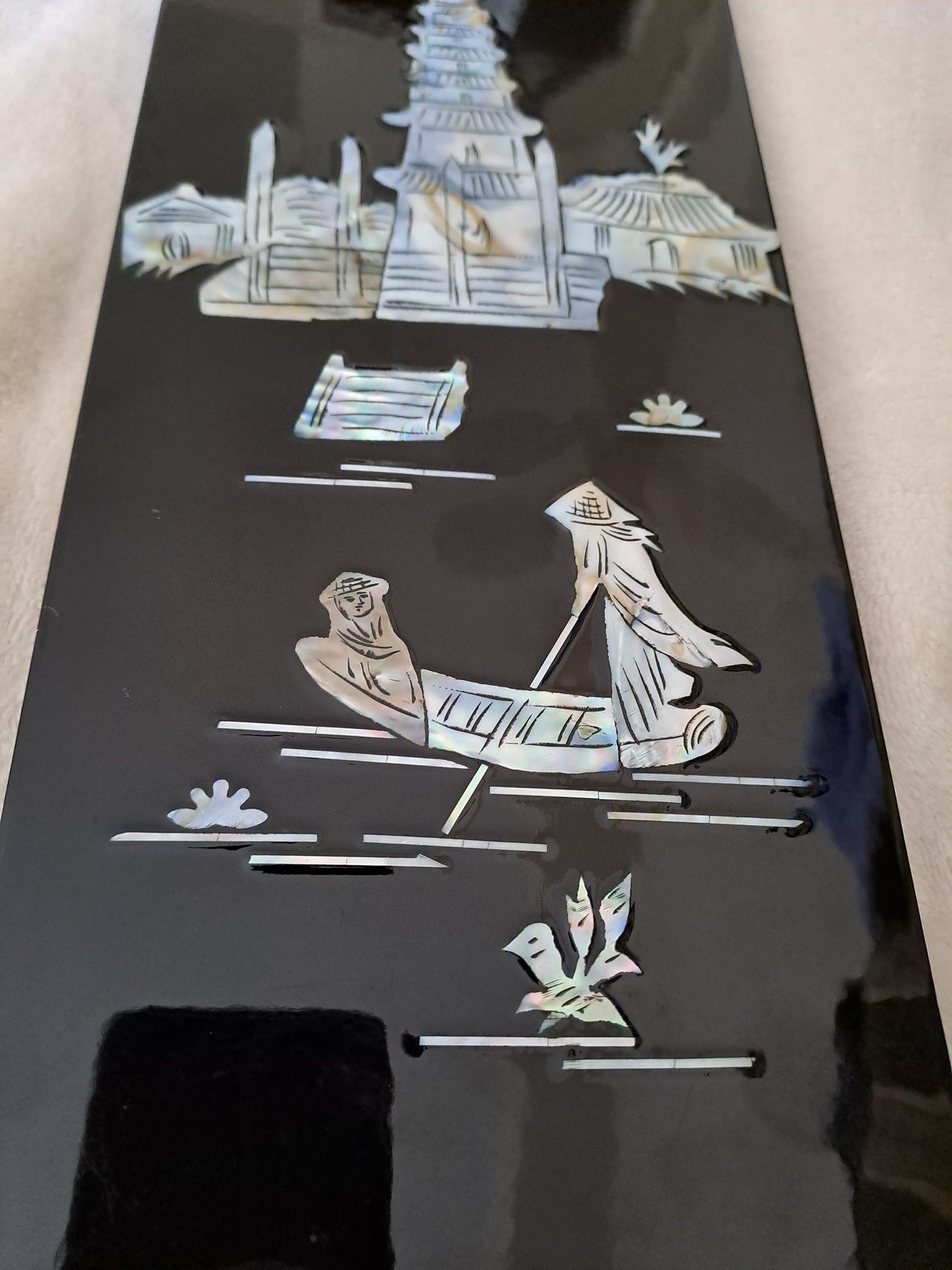 Panneau De Laque Marquetés Instration De Nacre.