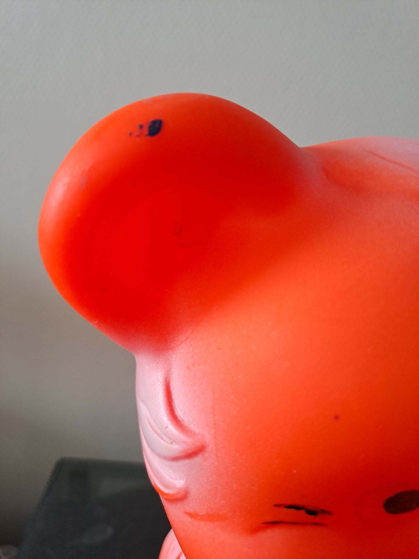 Ours. Teddy bear. Pouet-Pouet. Ancien decoration vintage.