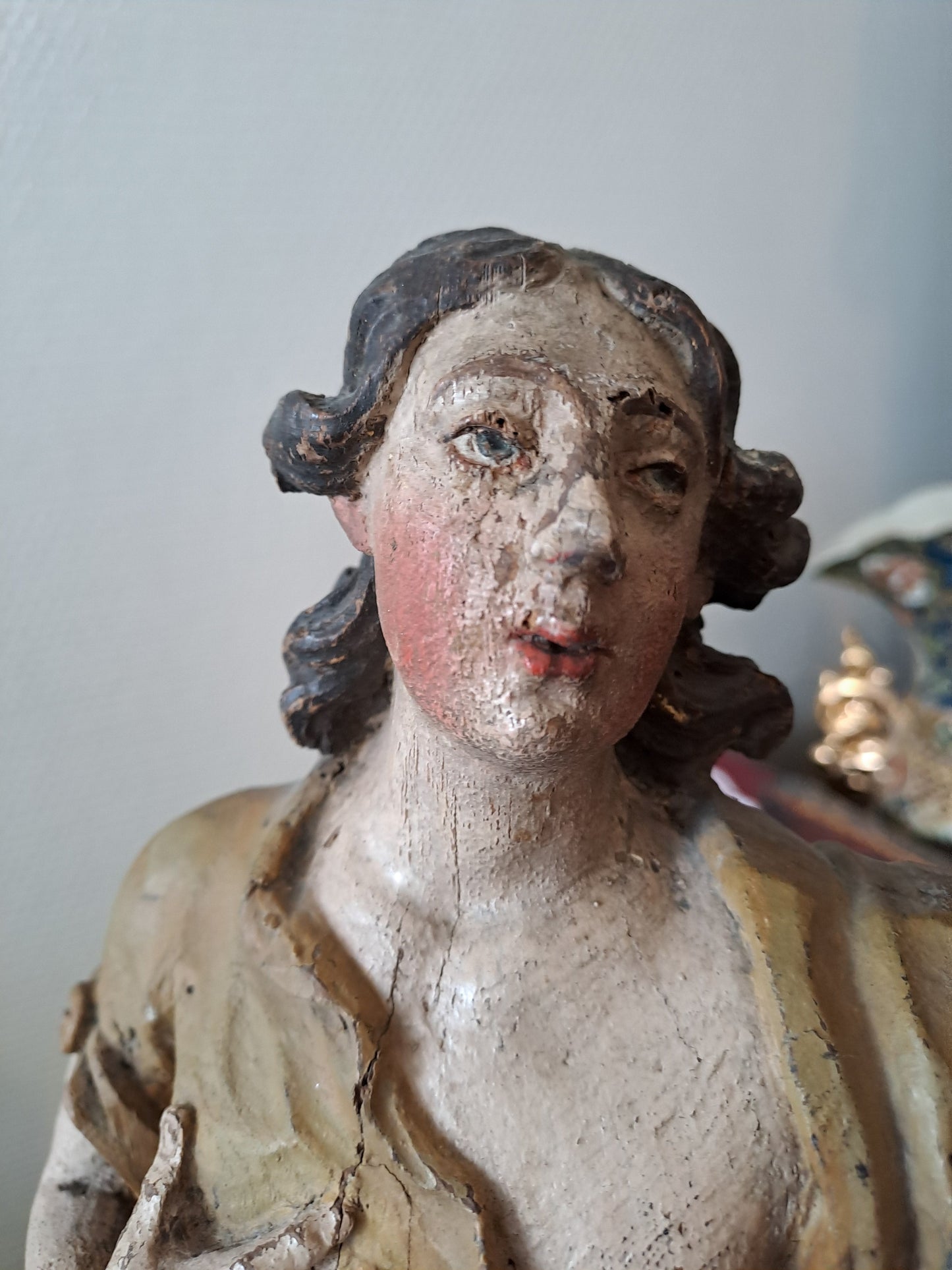 Statue en bois Polychrome. Représentant Saint Jean-Baptiste. 1ere moitié du XVIII eme. Ancien Vintage catholique. 