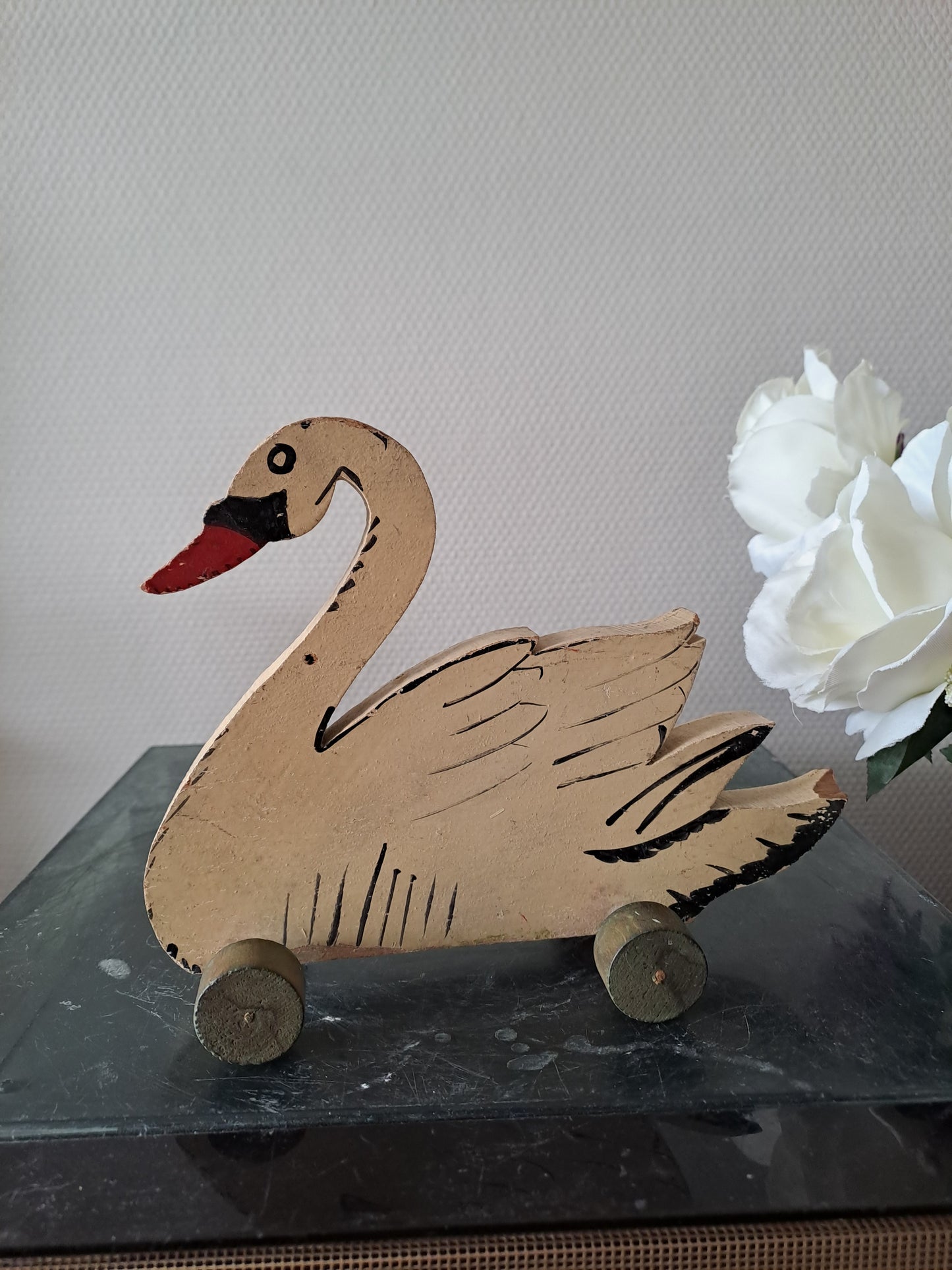 Jouet ancien. Cygne En Bois peint. Vintage.