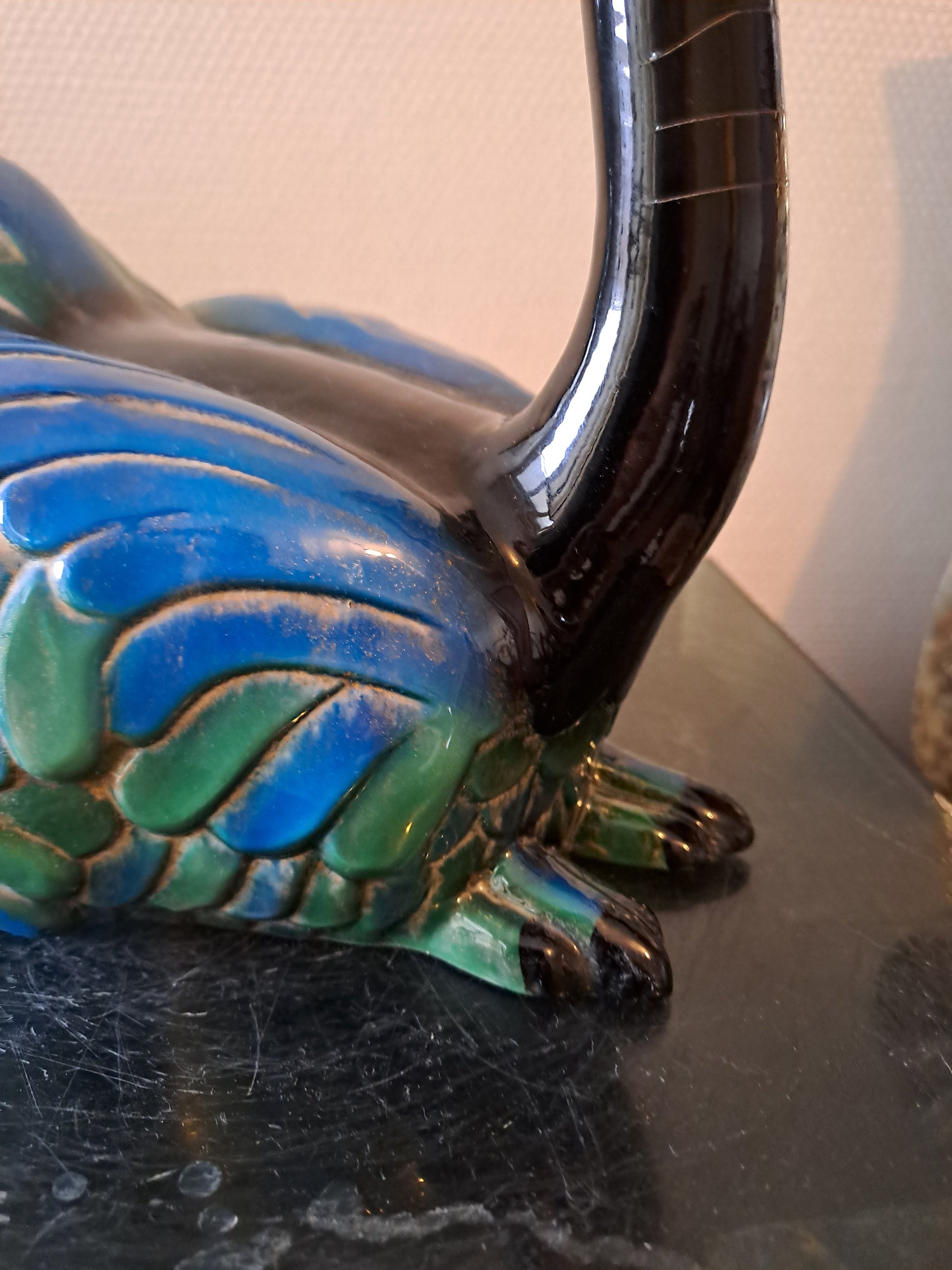 Statue autruche Hollywood Regency. 27.5 Cm X 27 Cm X 16 Cm.