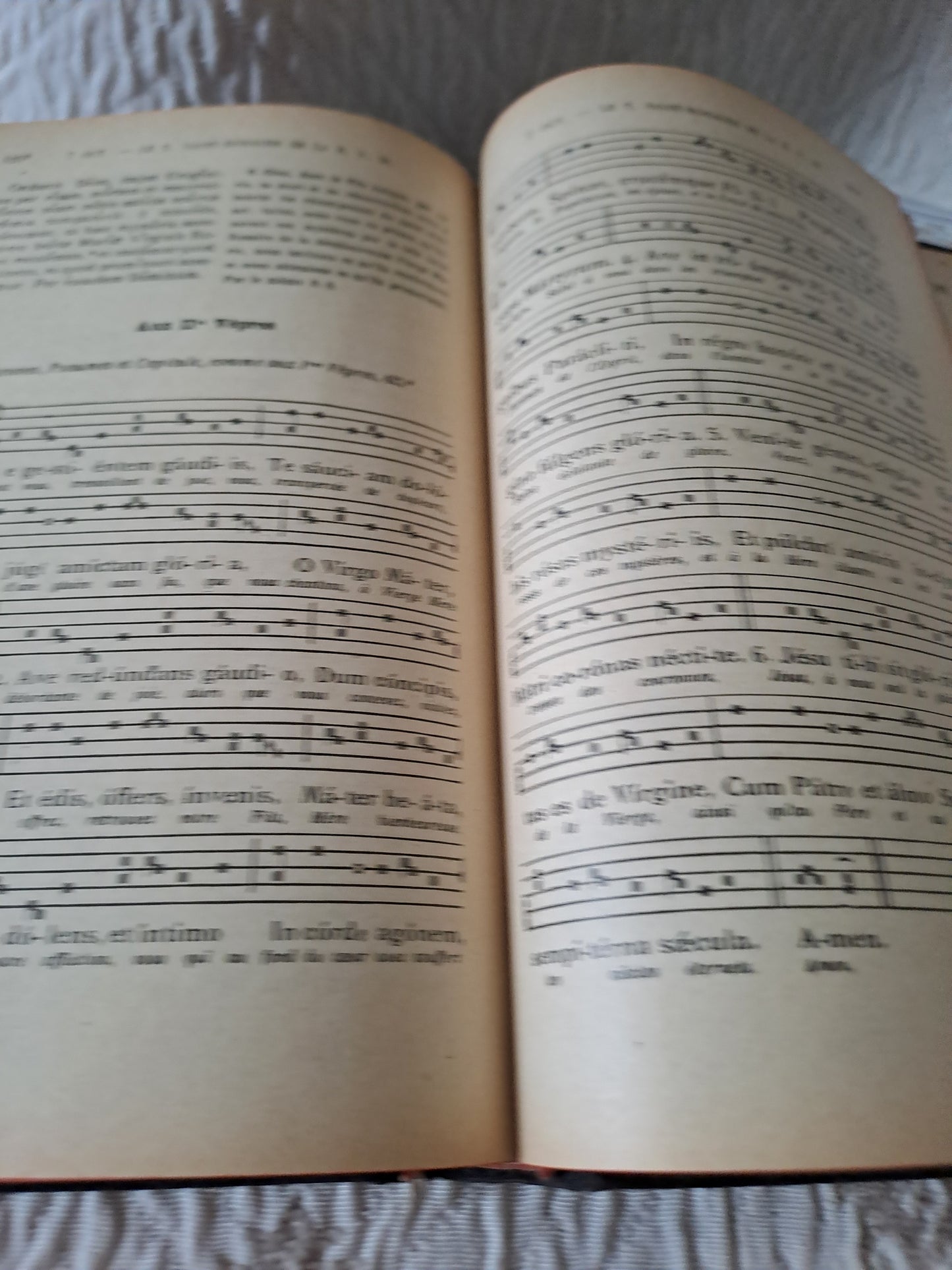 Vespéral Dominical en Notation Gregorienne Et Clef De Sol. 1926.