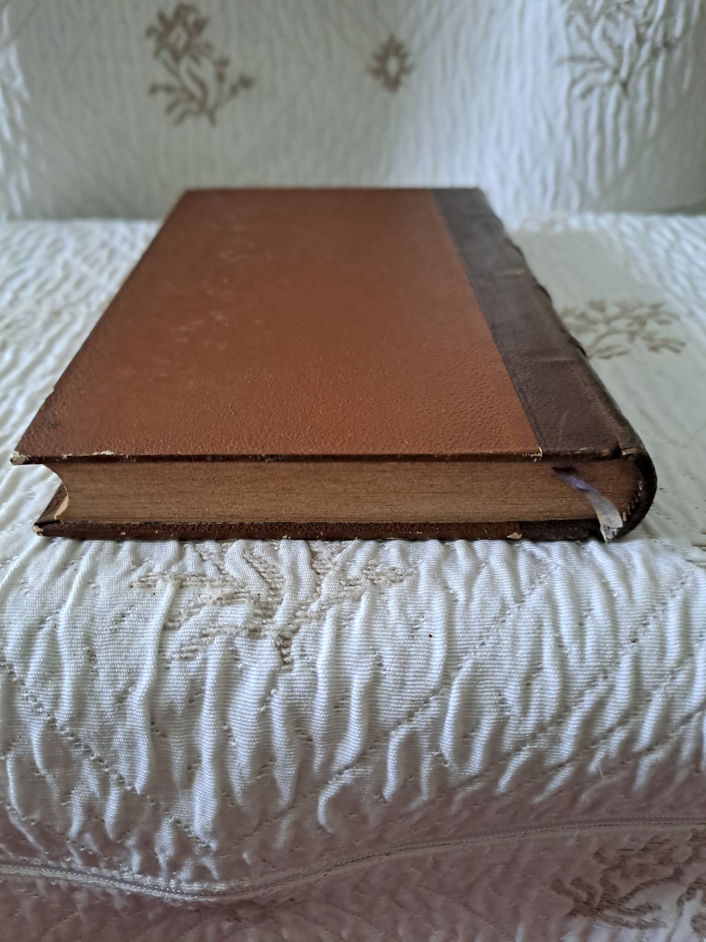 Livre. Lettres spirituelles Tome 2. Par le Révérend Père J.  J. Surin. 1843.