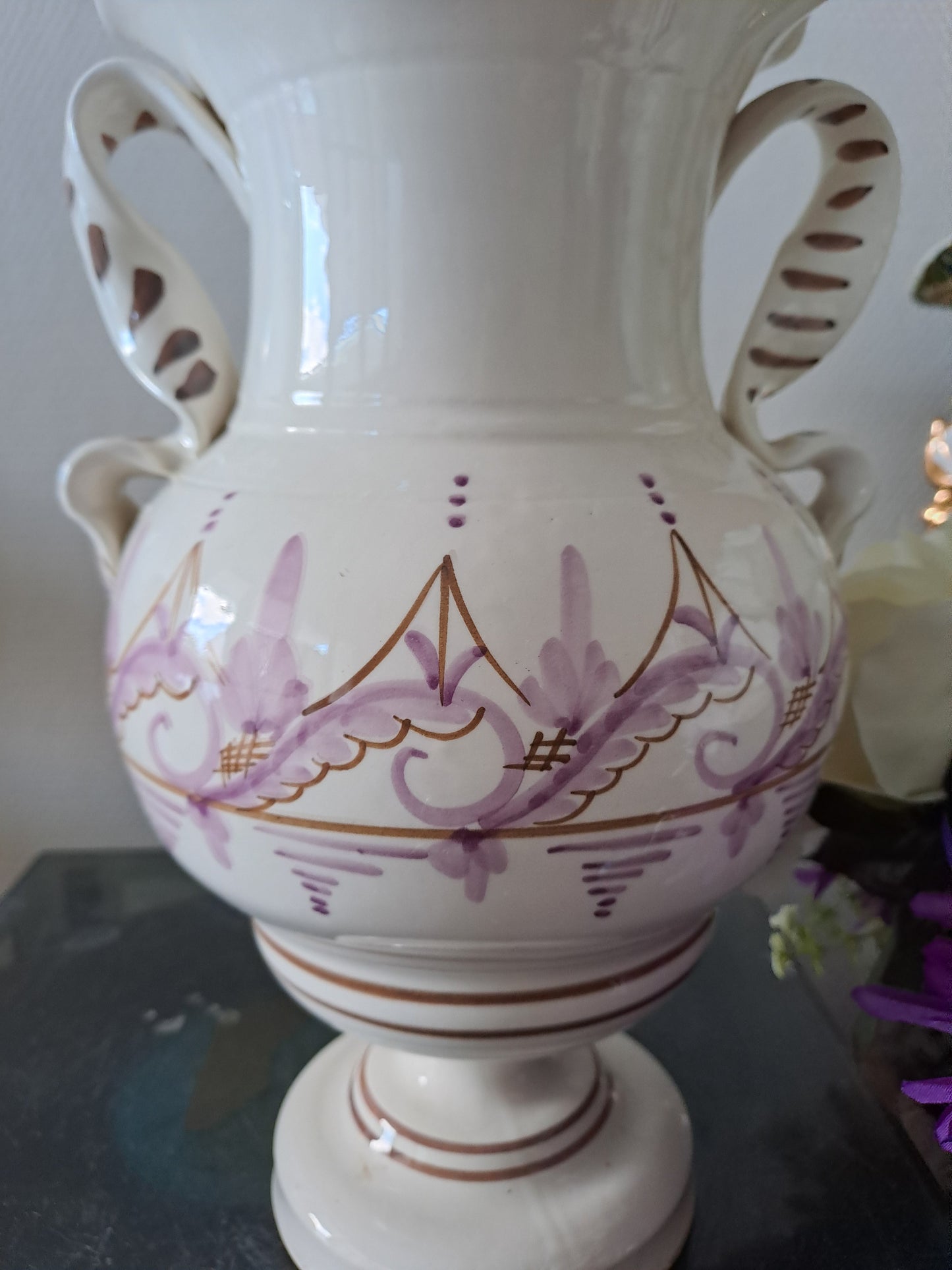 Vase En Porcelaine.