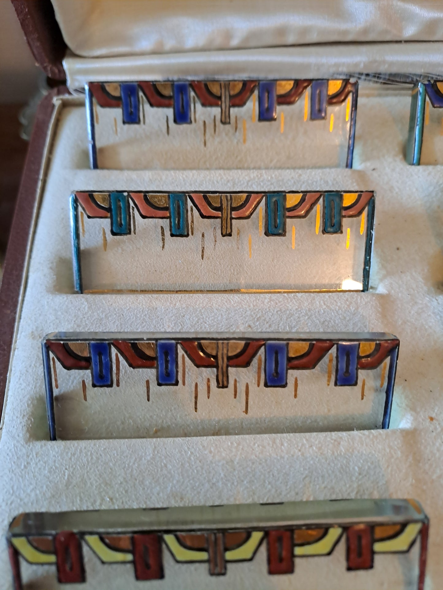 Salerons et porte-couteaux. Art deco. Années 20. Signé.