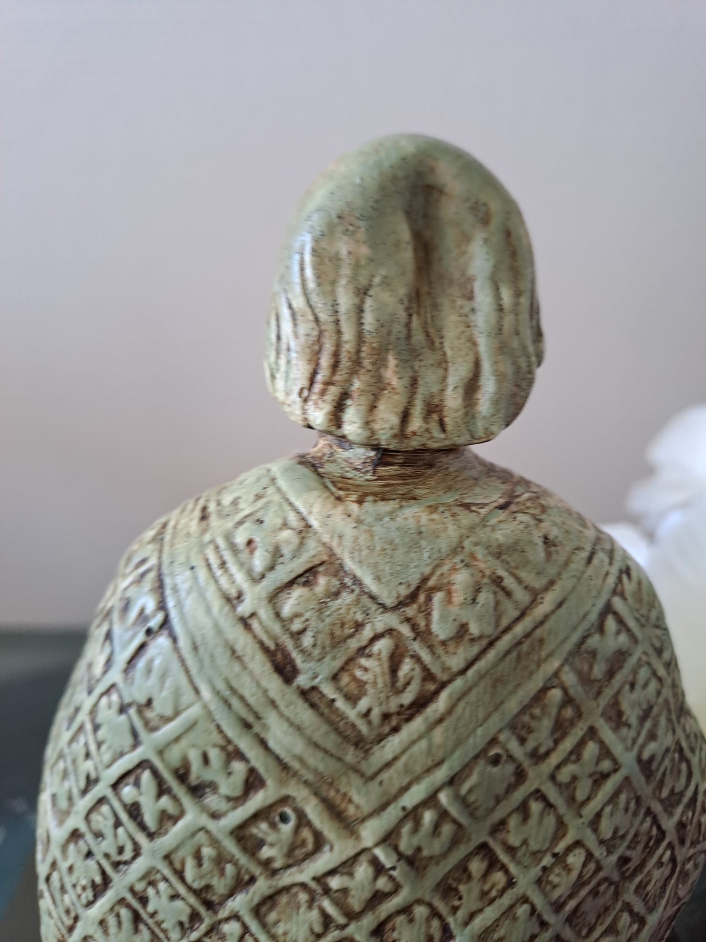 Statue en plâtre. Saint curé d'ars. Saint Jean-Marie Vianney.