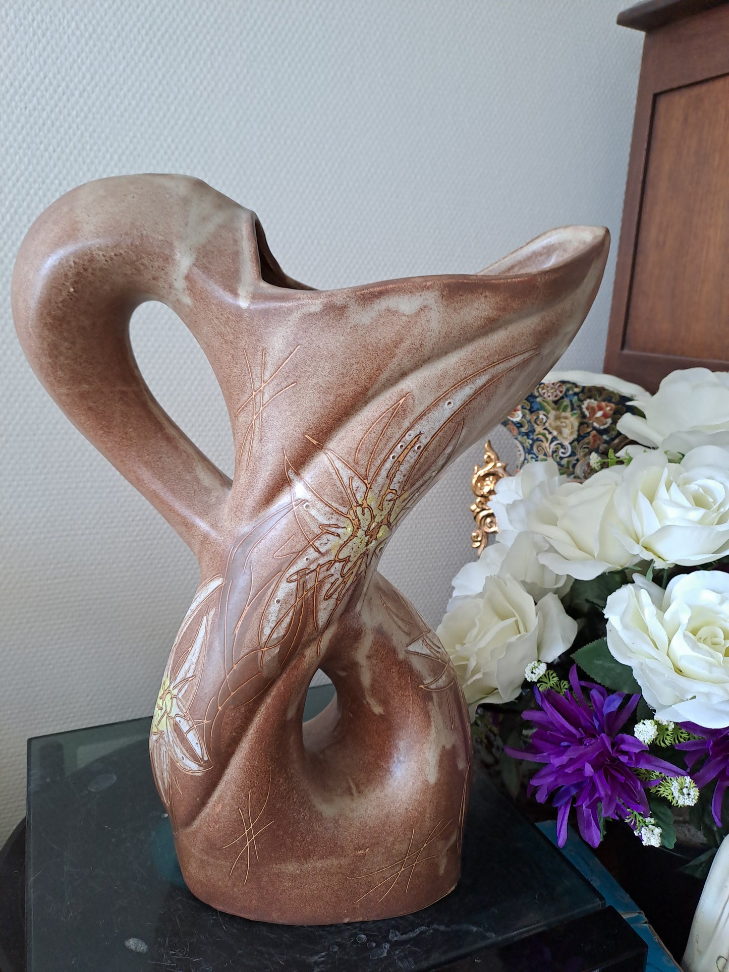 Vase Vallauris marqué et signé.