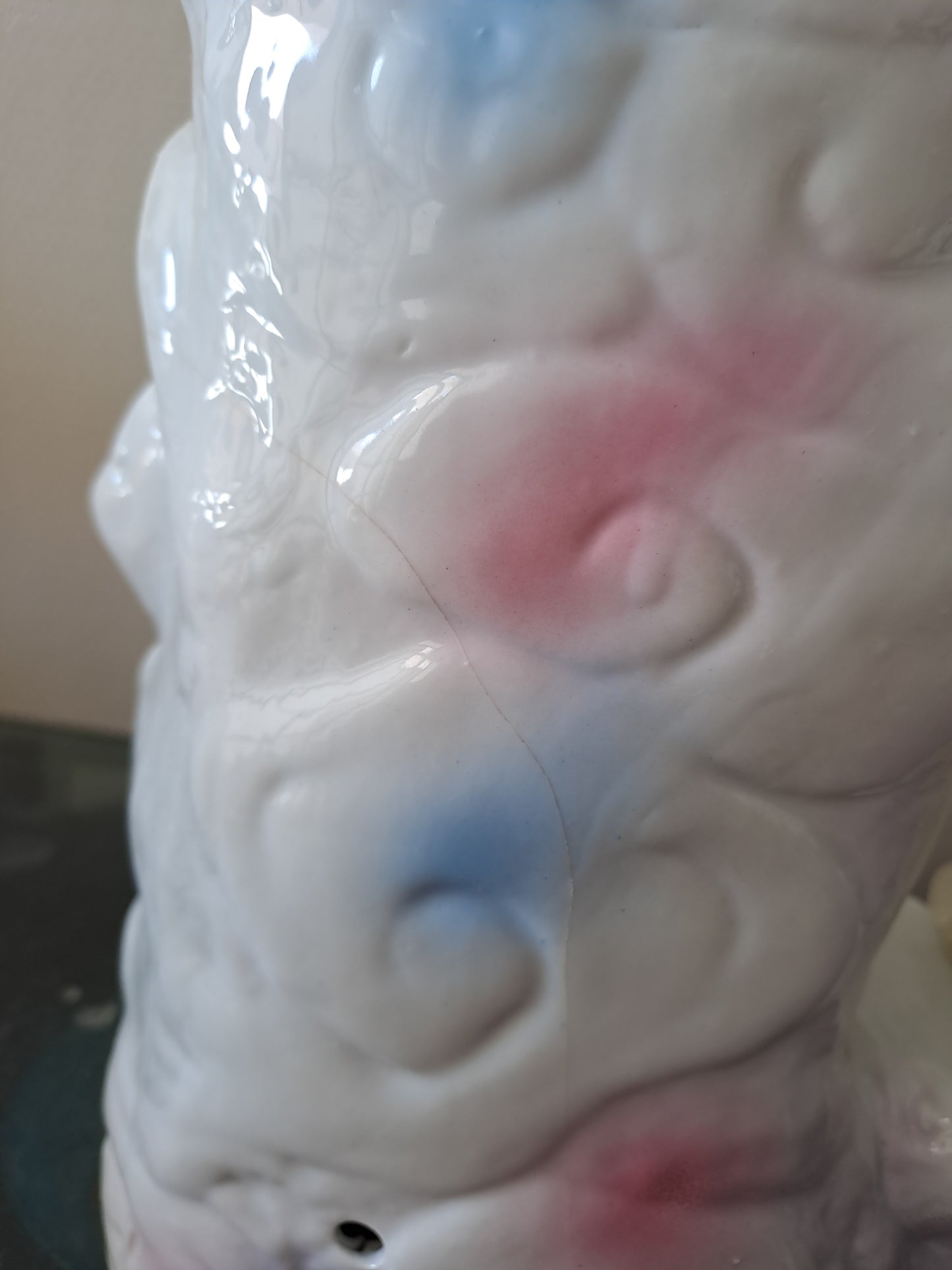 Statue geishas. Porcelaine et biscuits. Pied de lampe.