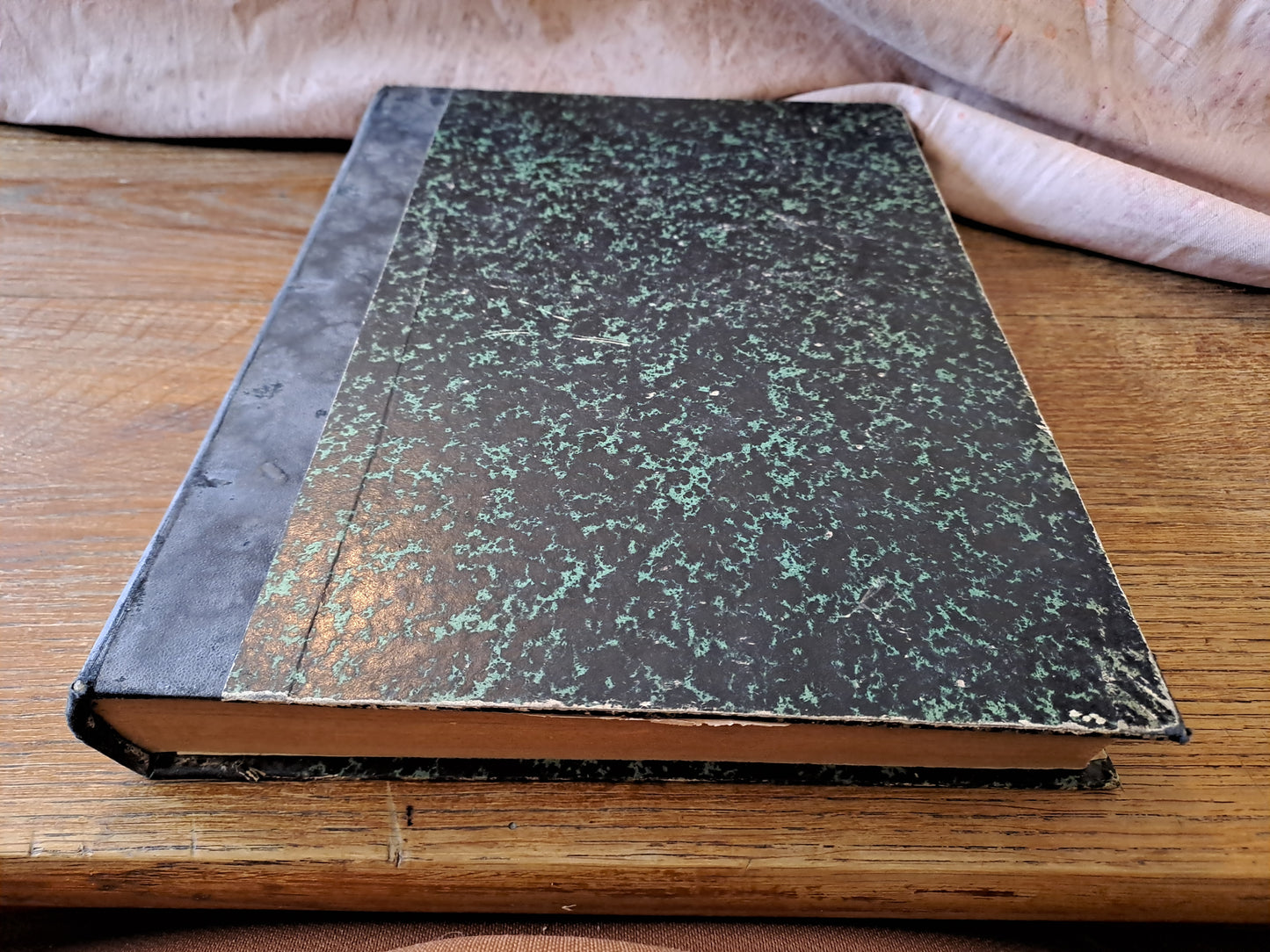 Revues "l'ouvrier " de mai 1896 à avril 1897. Ancien livre vintage.