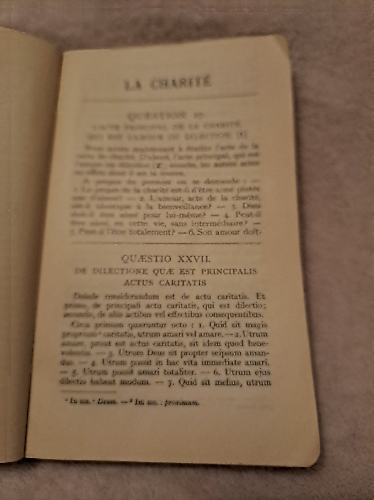 Somme theologique. La charité. Tome 2. 2a-2a, Questions 27-33. Saint Thomas D'Aquin. Ancien livre vintage catholique sacré-coeur.