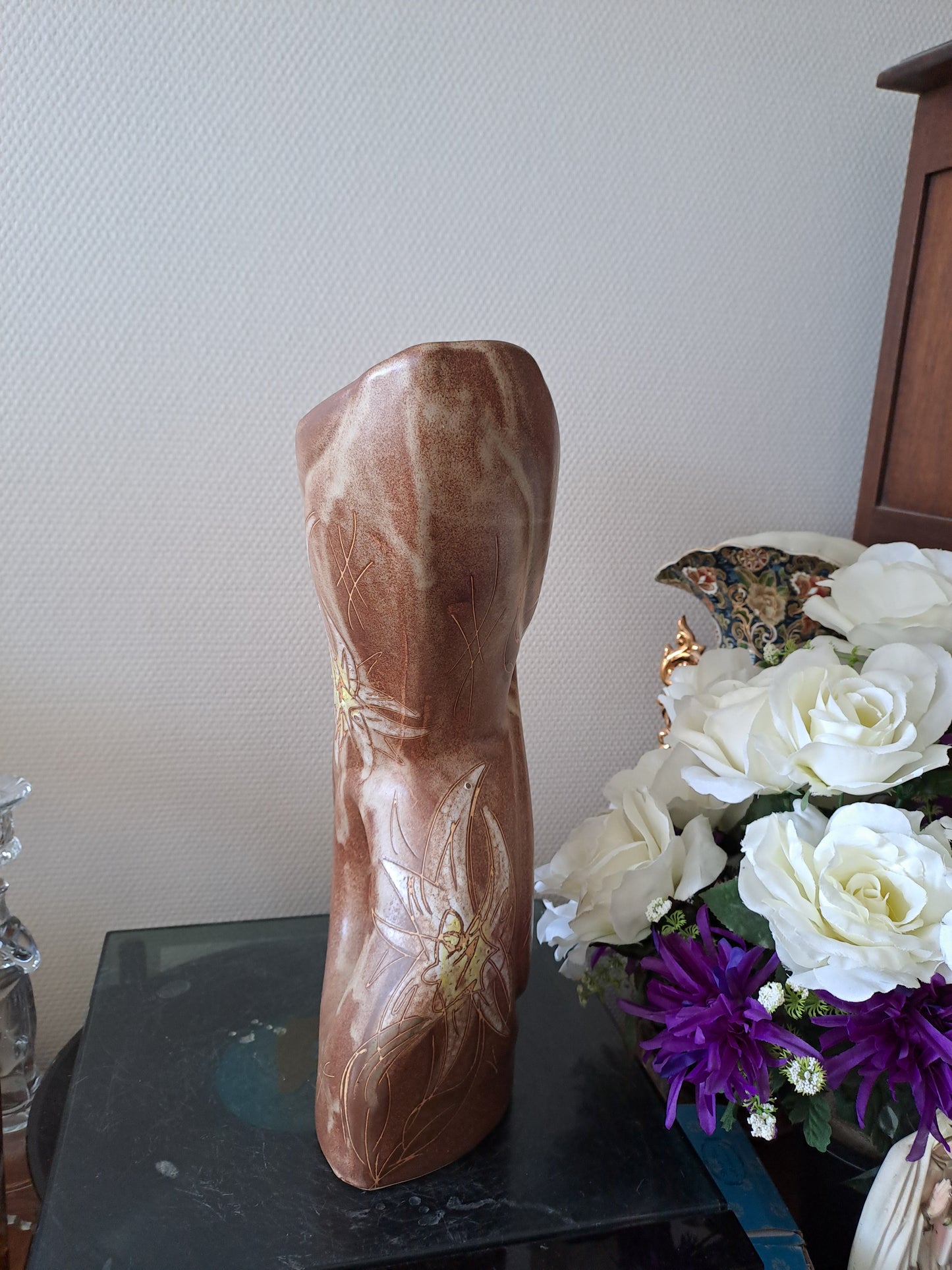 Vase Vallauris marqué et signé.