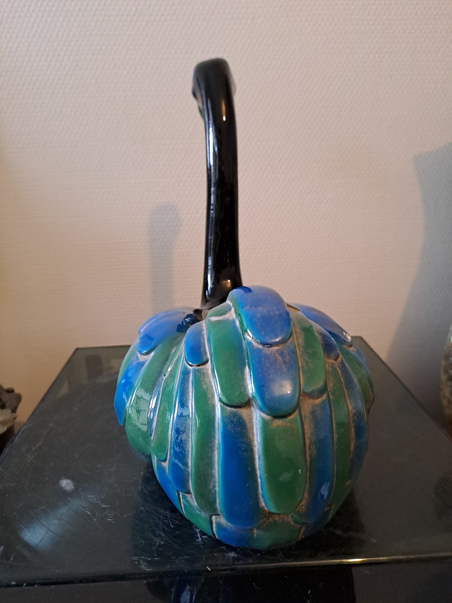 Statue autruche Hollywood Regency. 27.5 Cm X 27 Cm X 16 Cm.