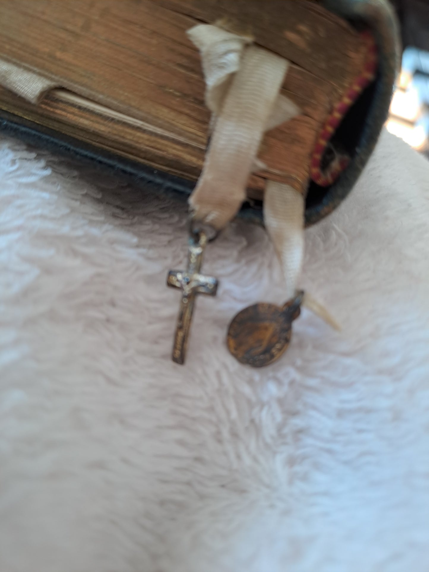 Missel de la nativité. Imprimatur. Ancien livre vintage catholique.