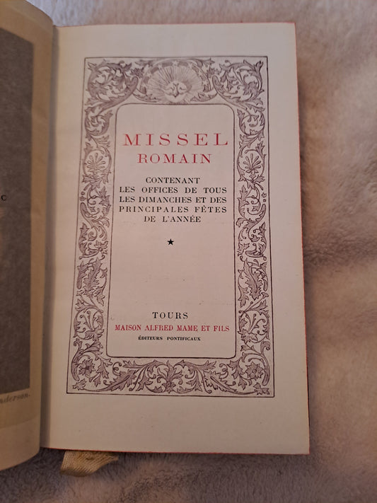 Missel romain contenant les offices de tous les dimanches et.....
