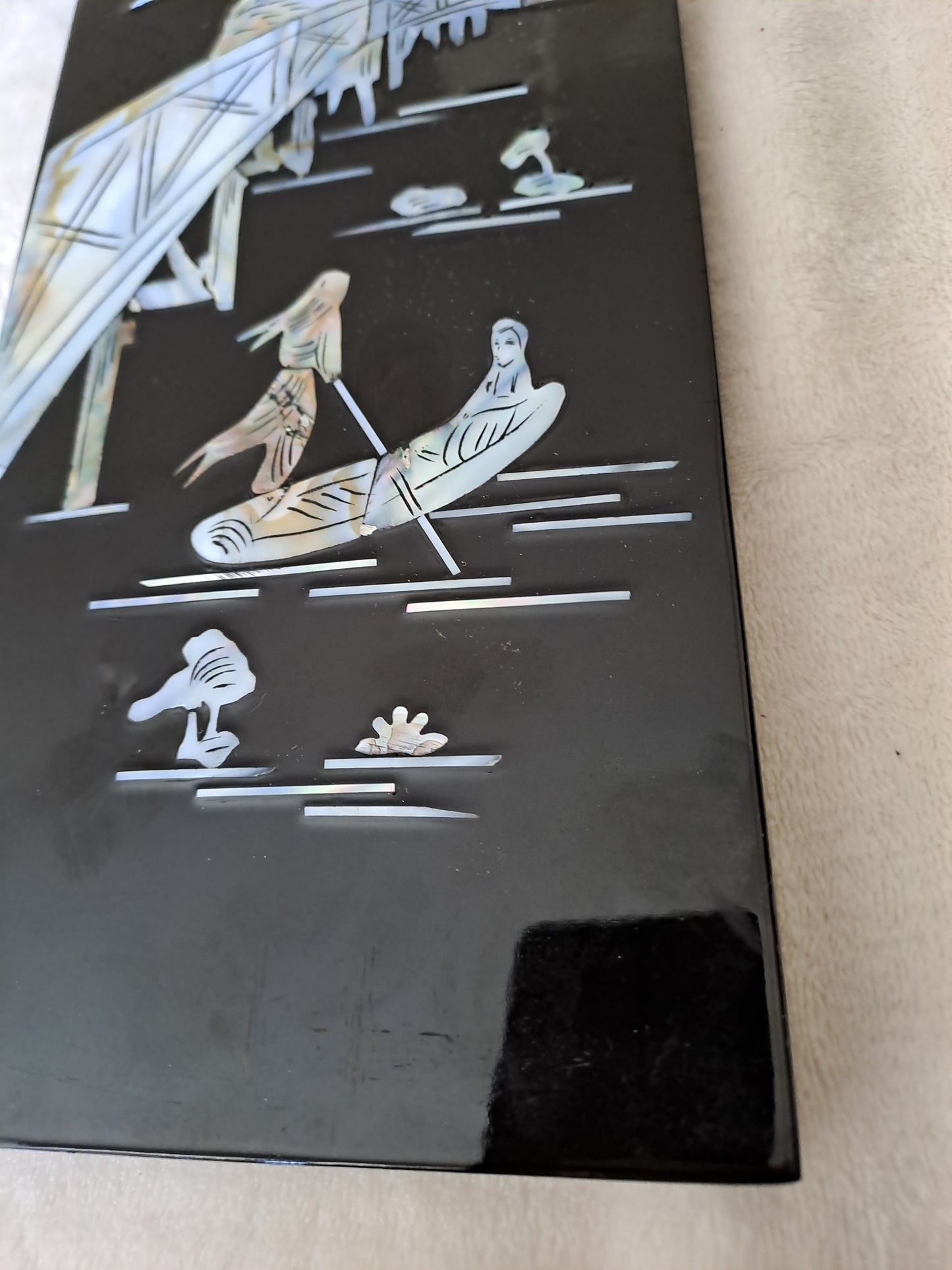 Panneau De Laque Marquetés Instration De Nacre.