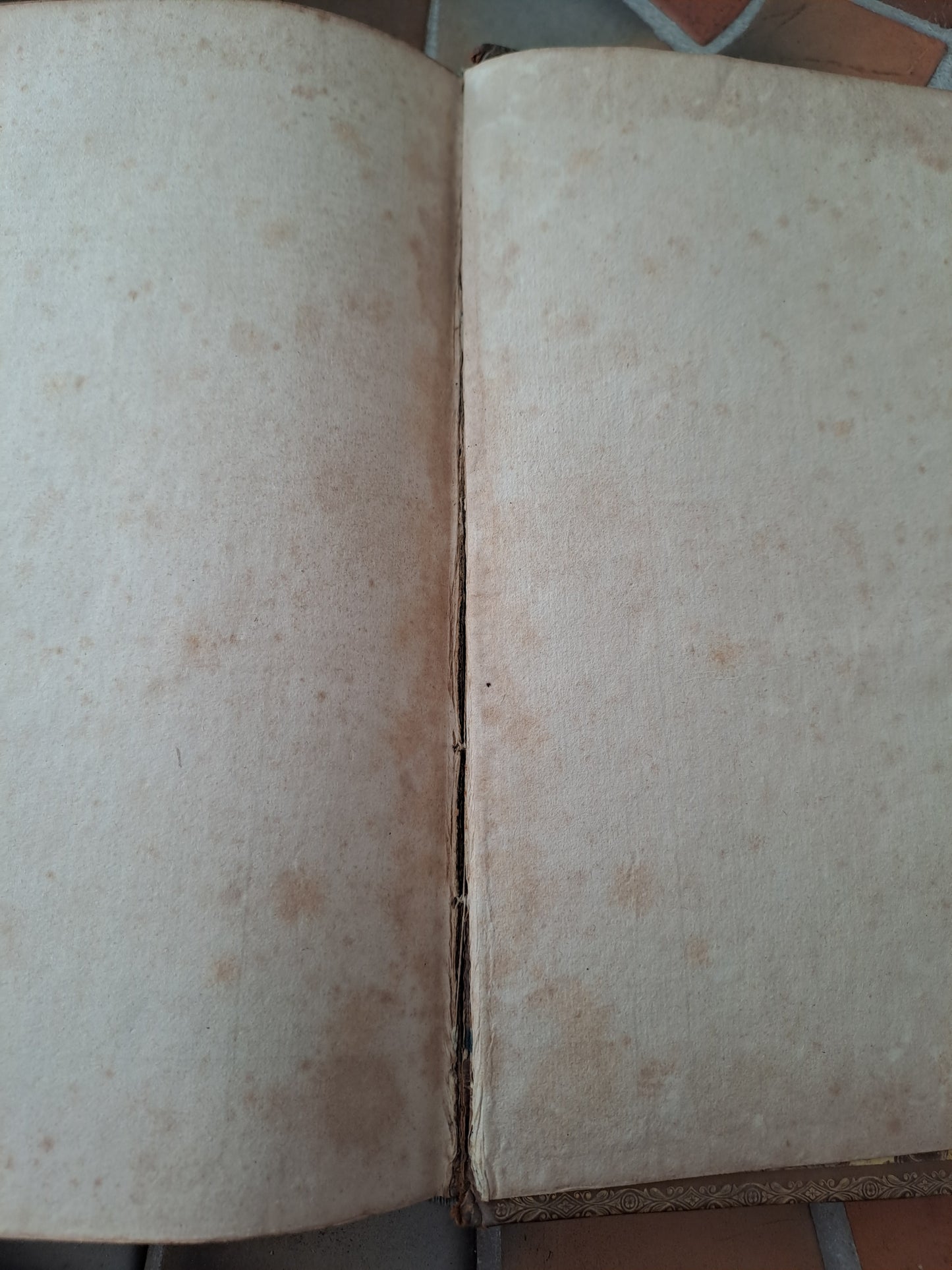 Biblia sacra Vulgate editionis Sixti V pontificus maximi Jessu recognita Clementis VIII Auctoritate edita. 1827.