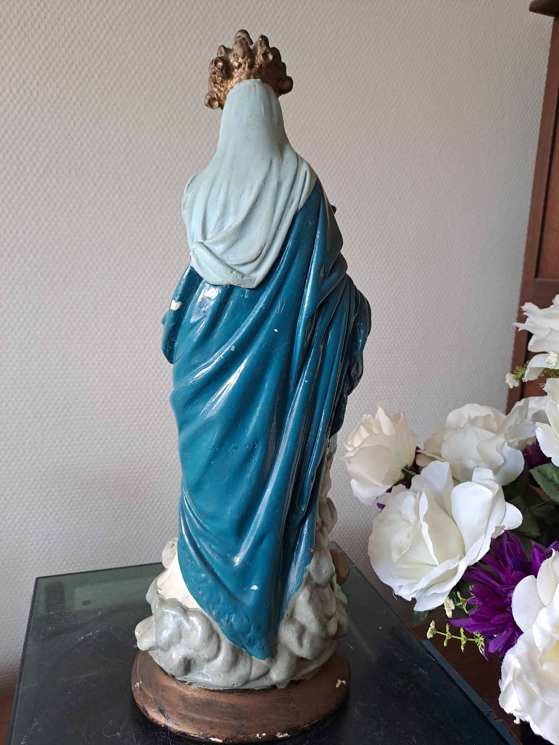 Statue représentant Notre-Dame des Victoires. 46 cm de haut. N°2. Ancien Vintage catholique. 