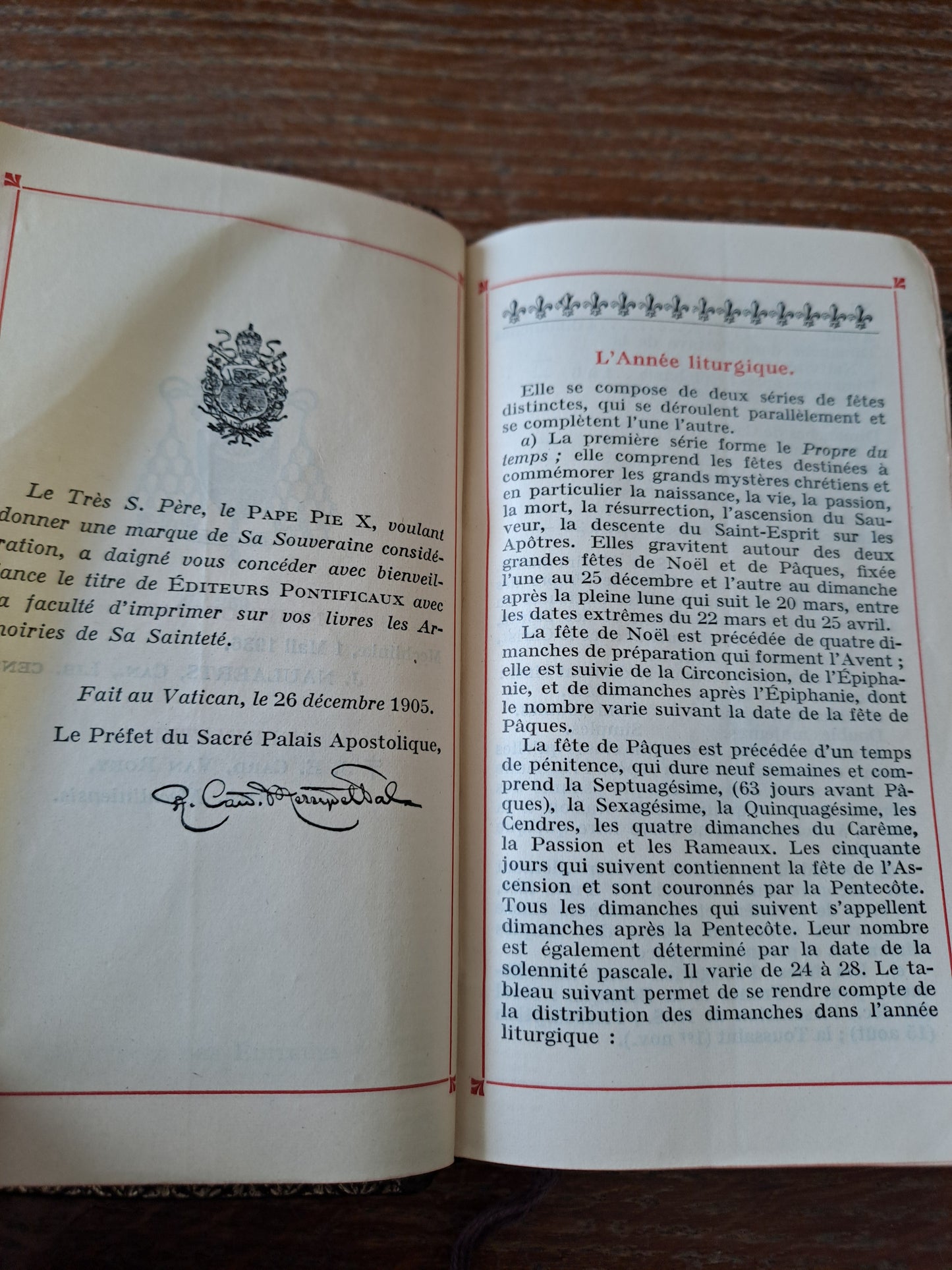 Missel vespéral des quatres saisons. Hiver. Ancien livre de prières catholique vintage.