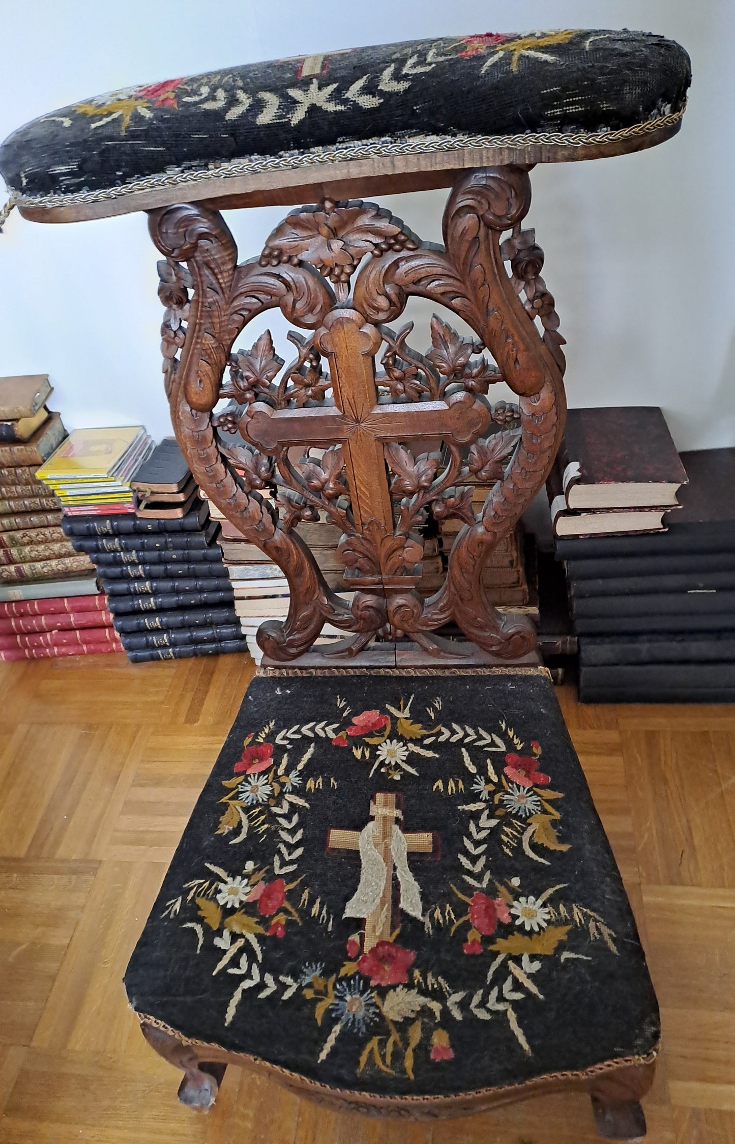 Prie-Dieu Napoléon III. Bois Sculpté. Ancien Vintage catholique.