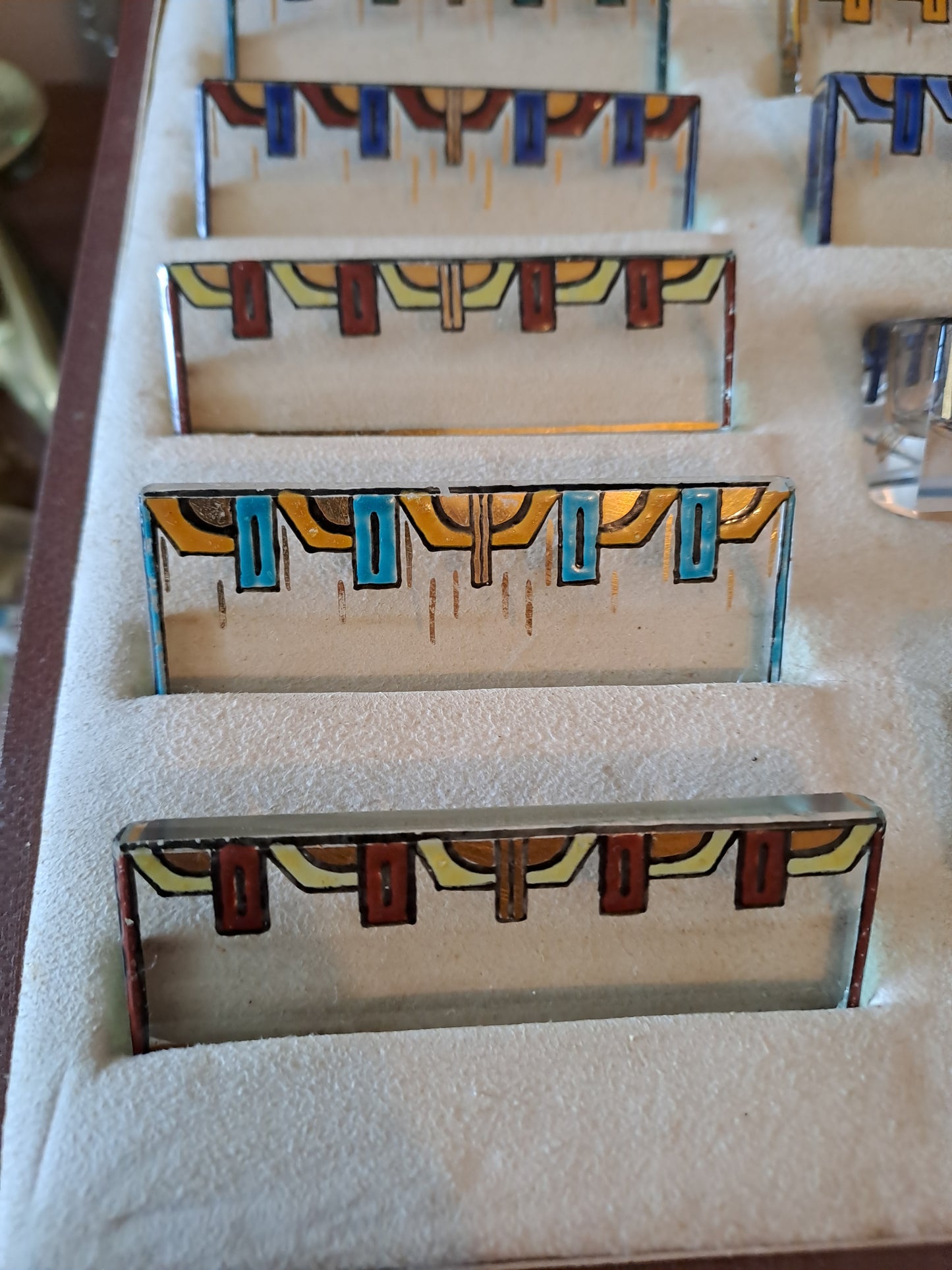 Salerons et porte-couteaux. Art deco. Années 20. Signé.