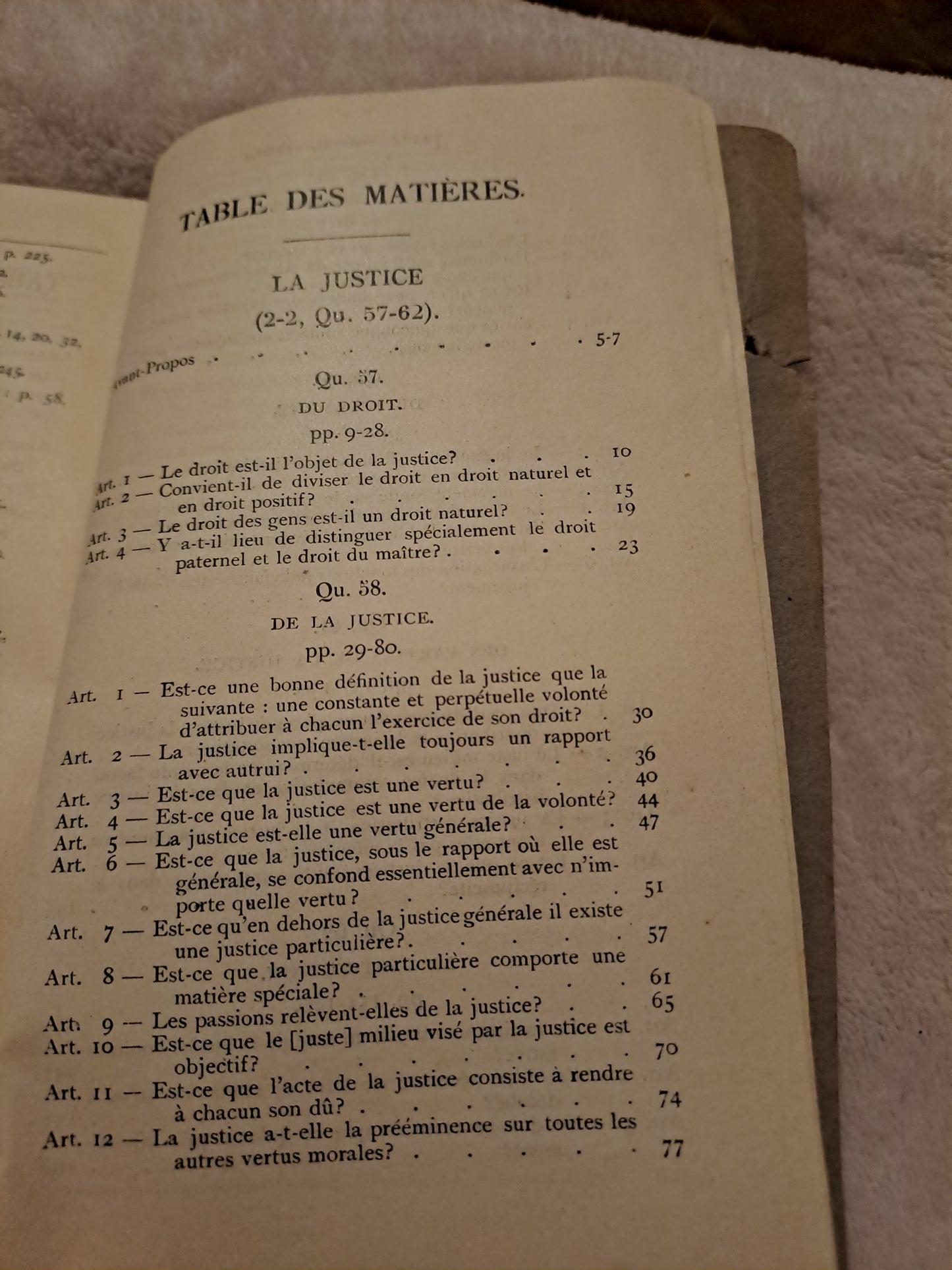 Somme theologique. La justice. Tome 1. 2a-2a, Questions 57-62. Saint Thomas D'Aquin. Ancien livre vintage catholique sacré-coeur.