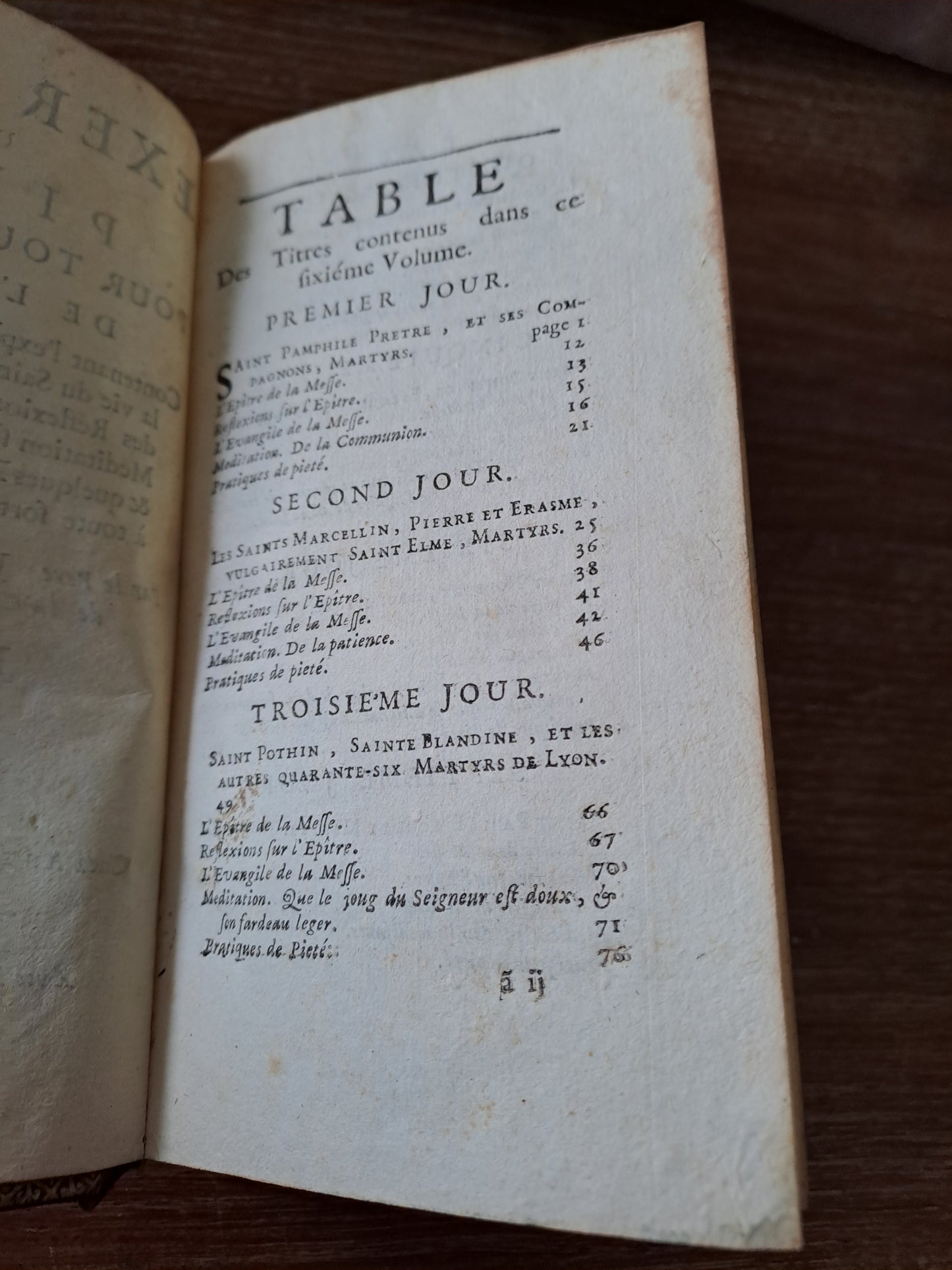 Année chretienne. Juillet 1718. Exercices de piété pour tous les jours. 1718. Ancien livre vintage catholique.